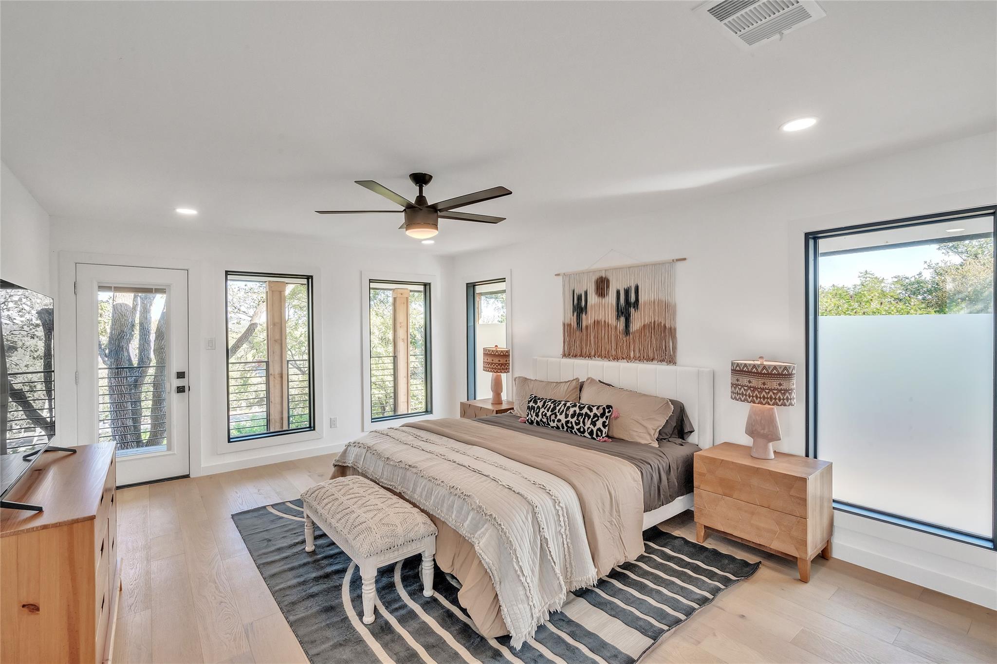 2100 Apricot Glen DR