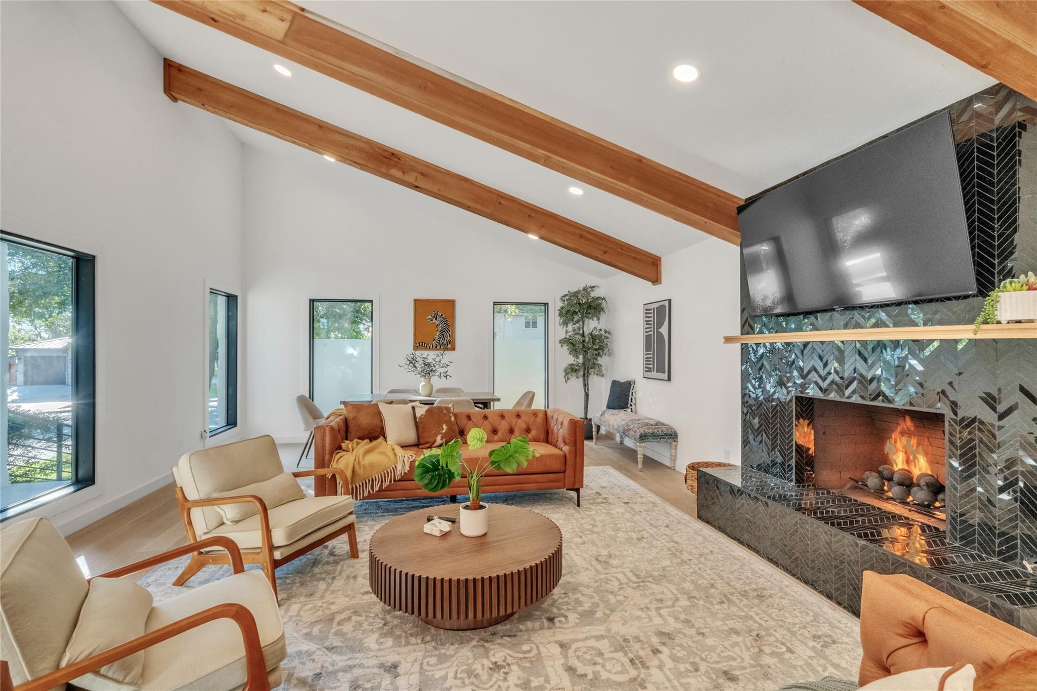 2100 Apricot Glen DR