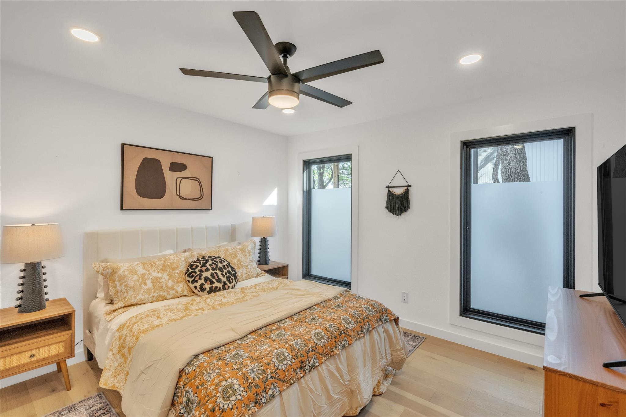 2100 Apricot Glen DR