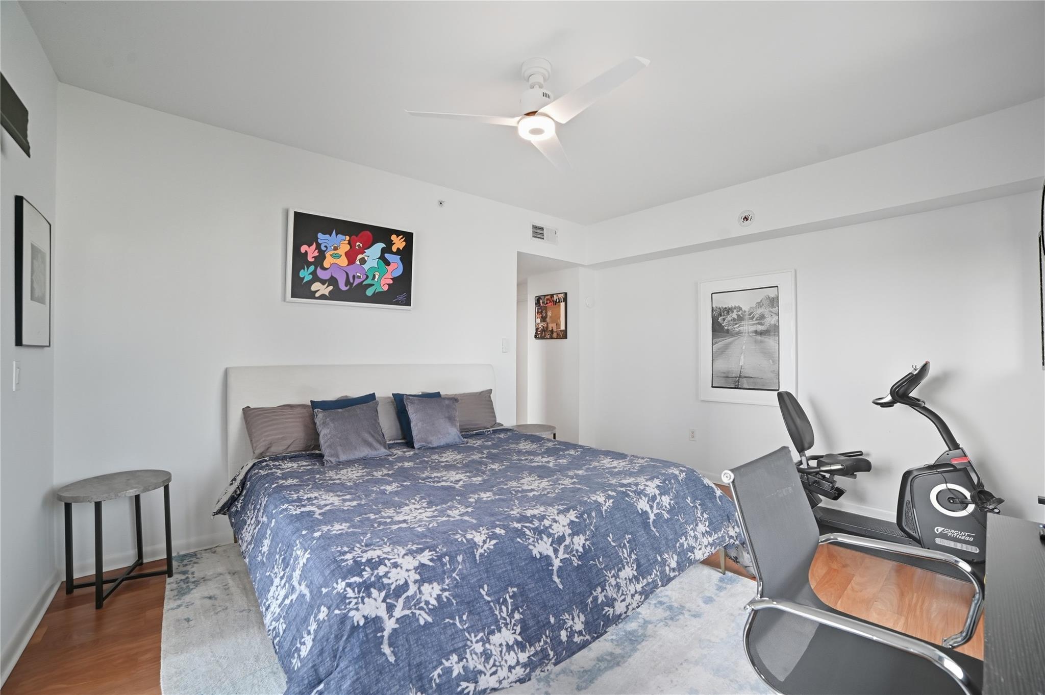 54 Rainey ST # 1018