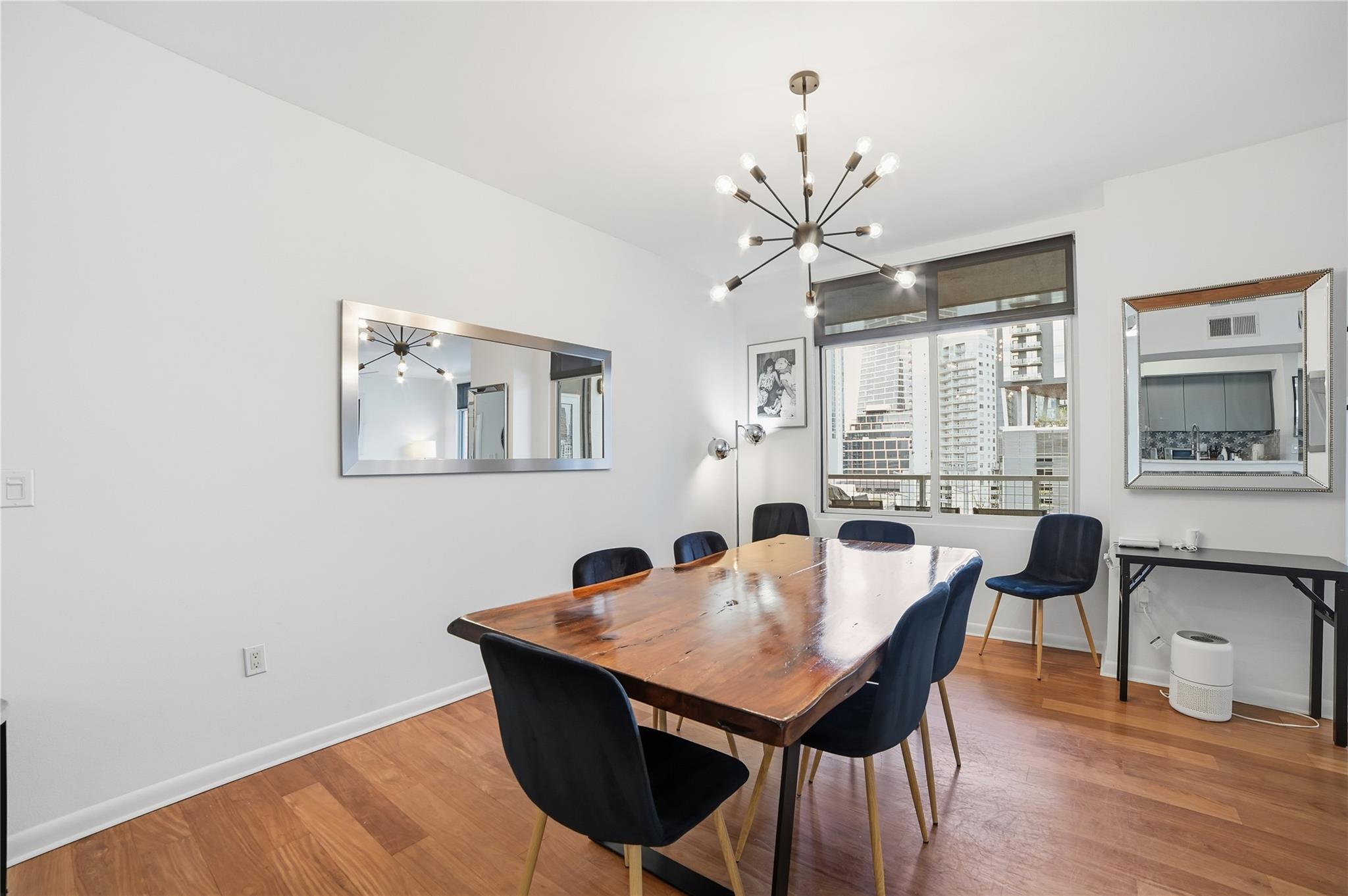 54 Rainey ST # 1018