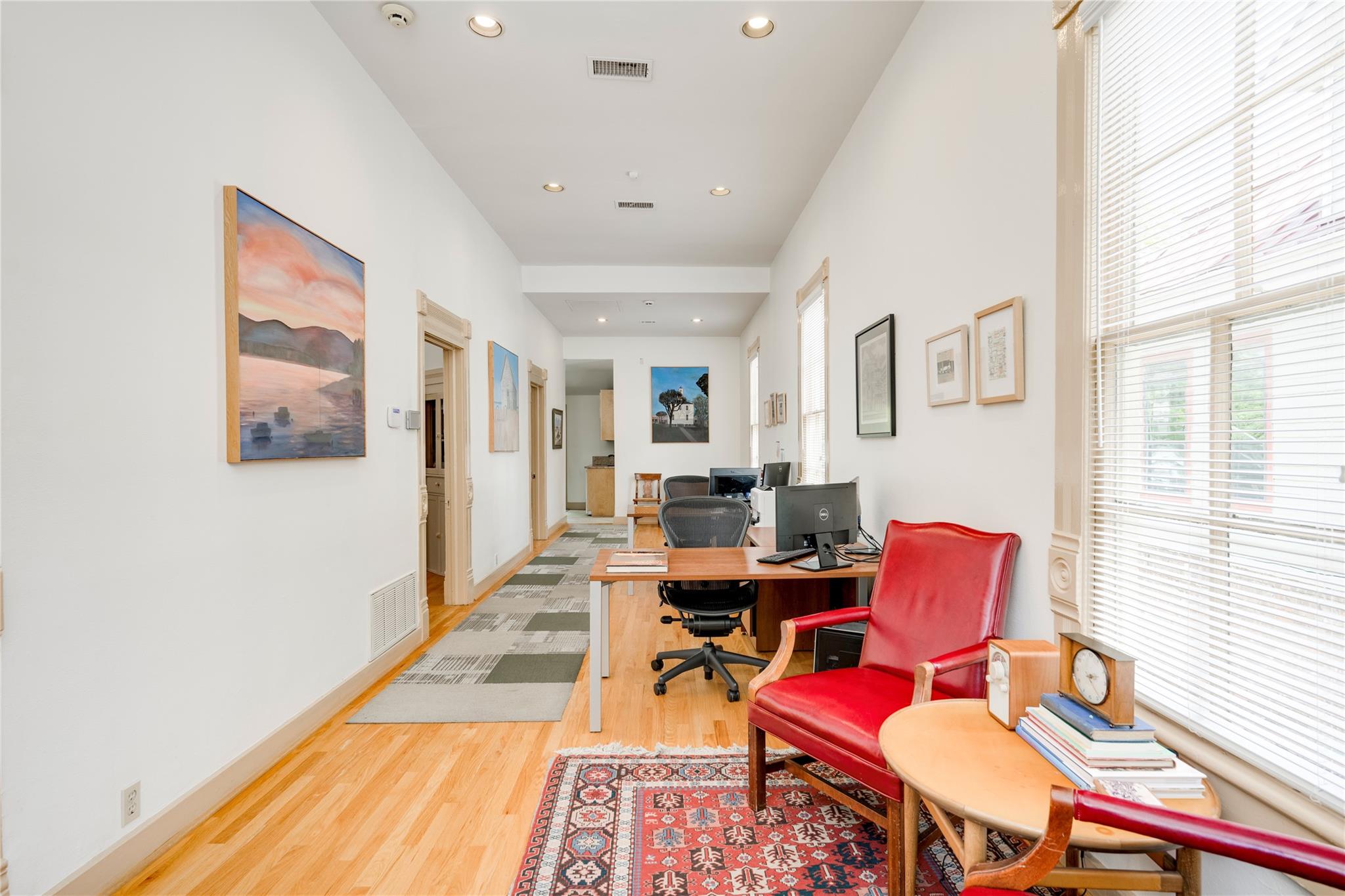 1102 West Ave # 100