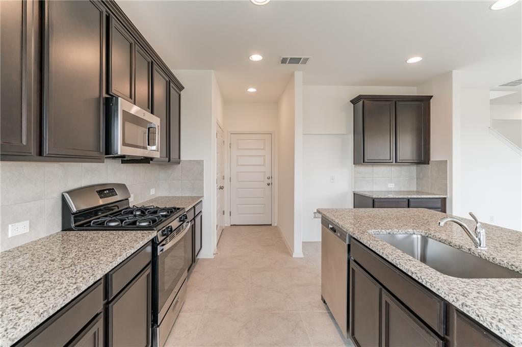 233 Trailside LN