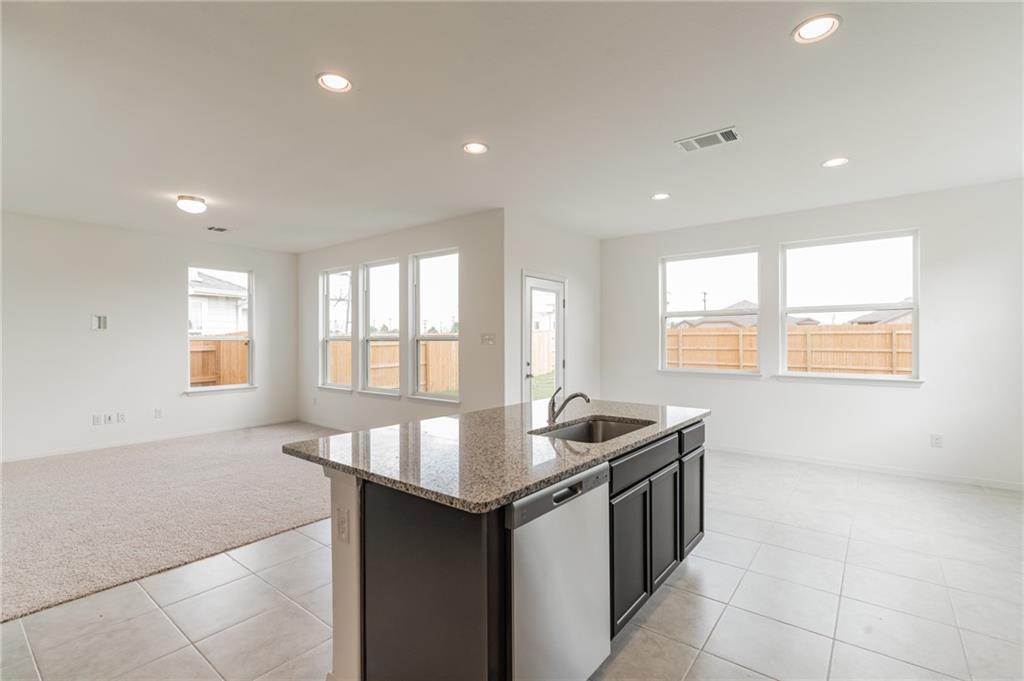 233 Trailside LN
