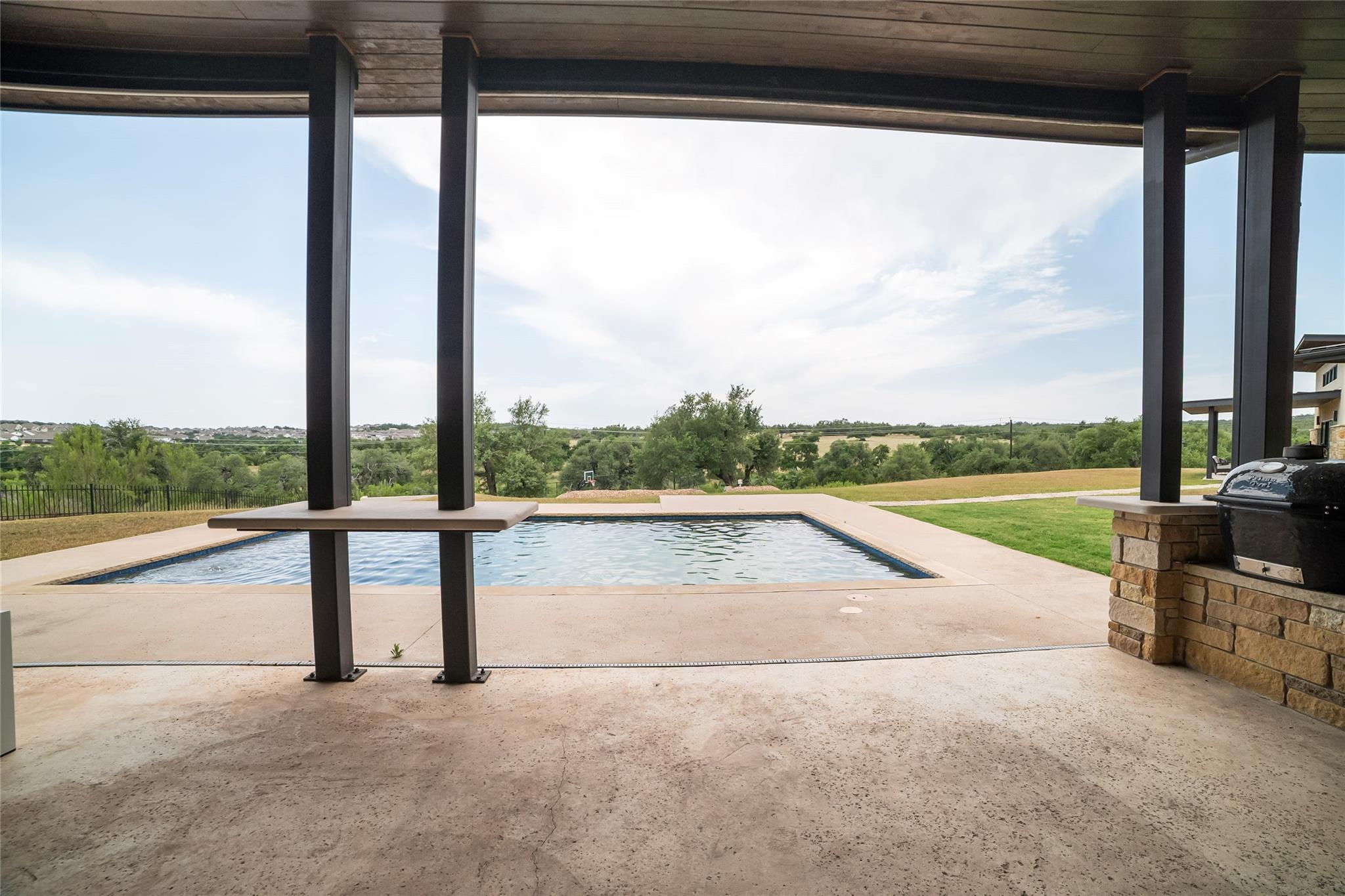 16925 Whispering Breeze DR