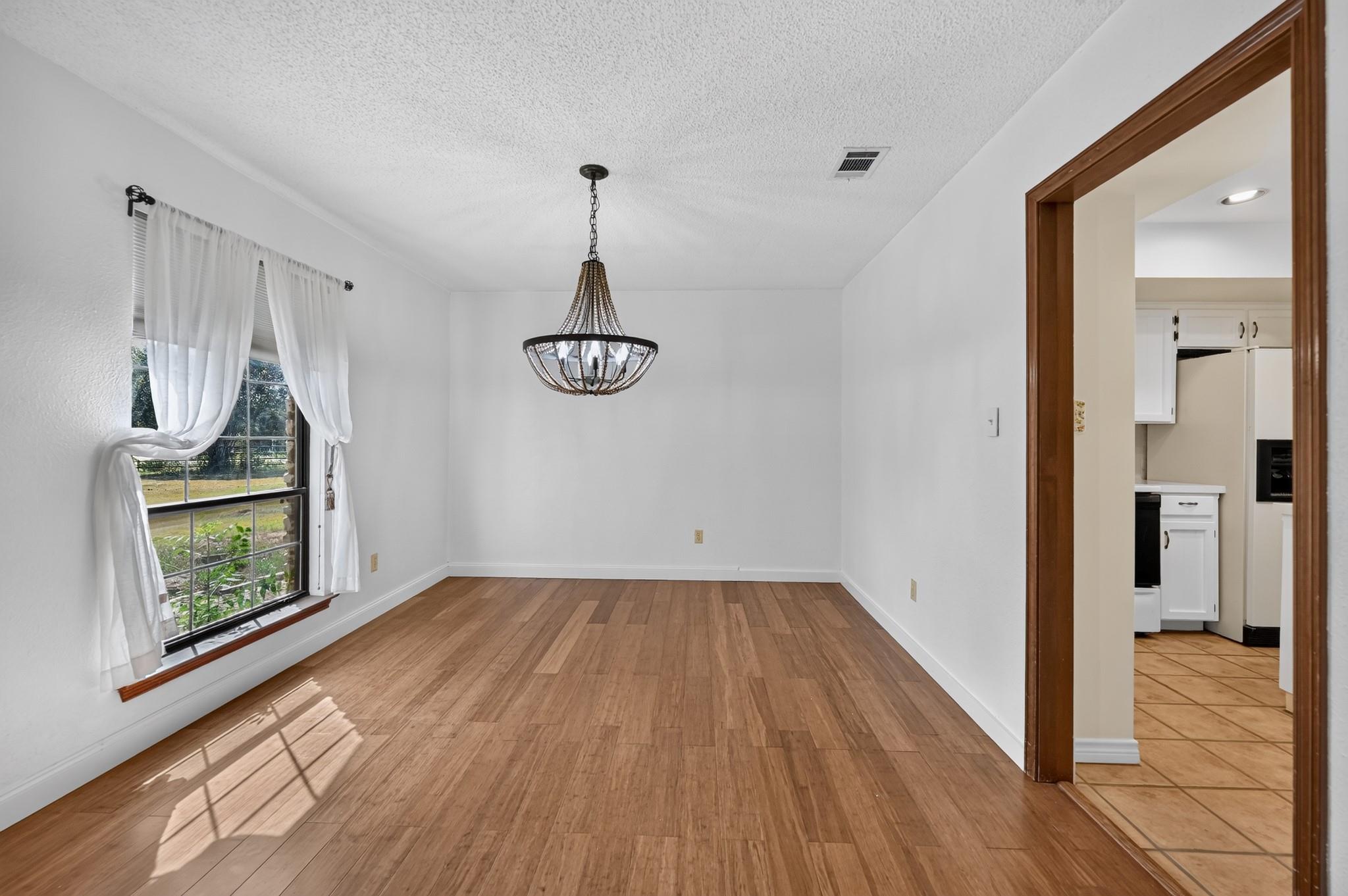 29 Country Oaks DR