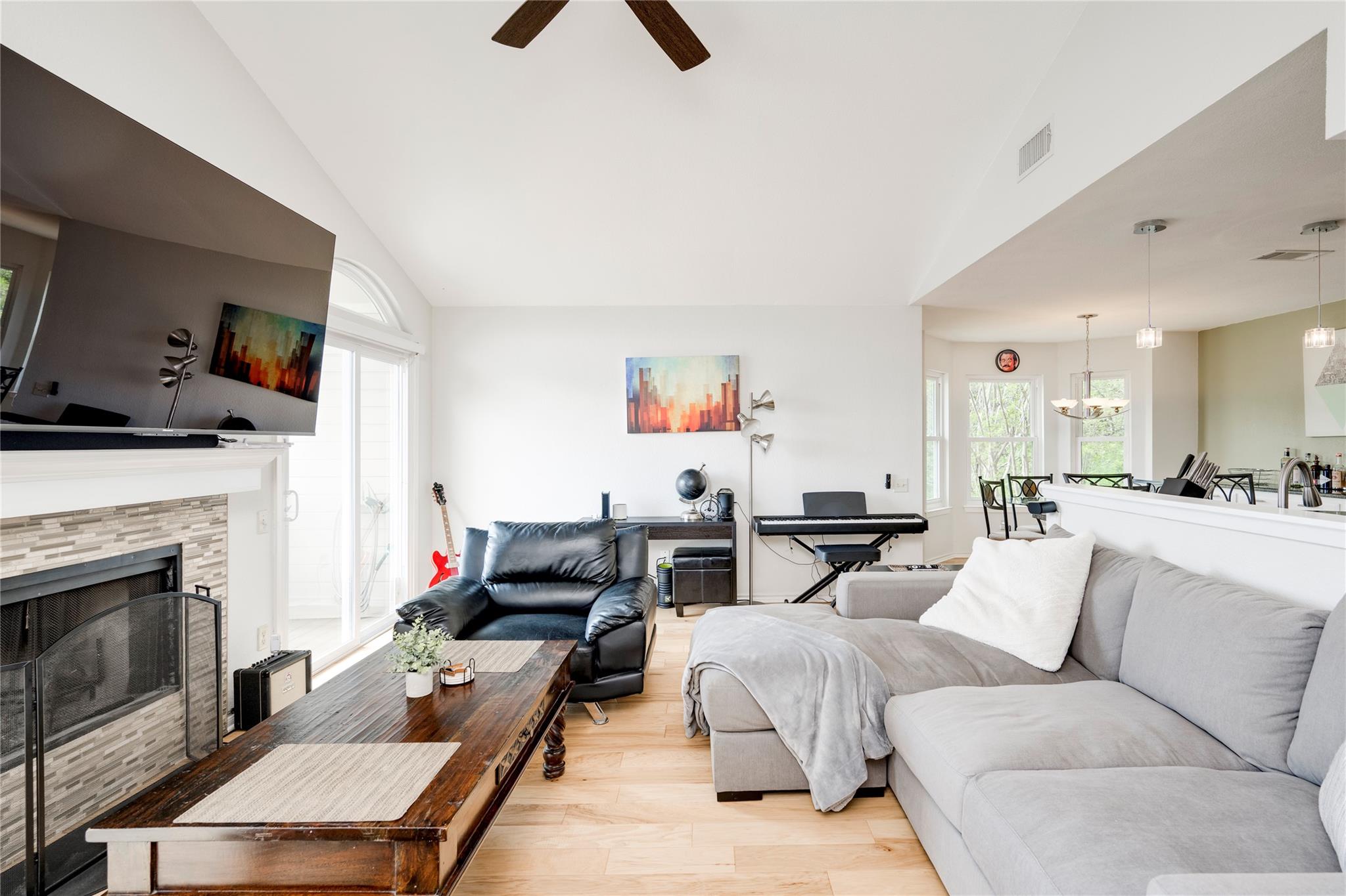 6621 Mesa HOLW