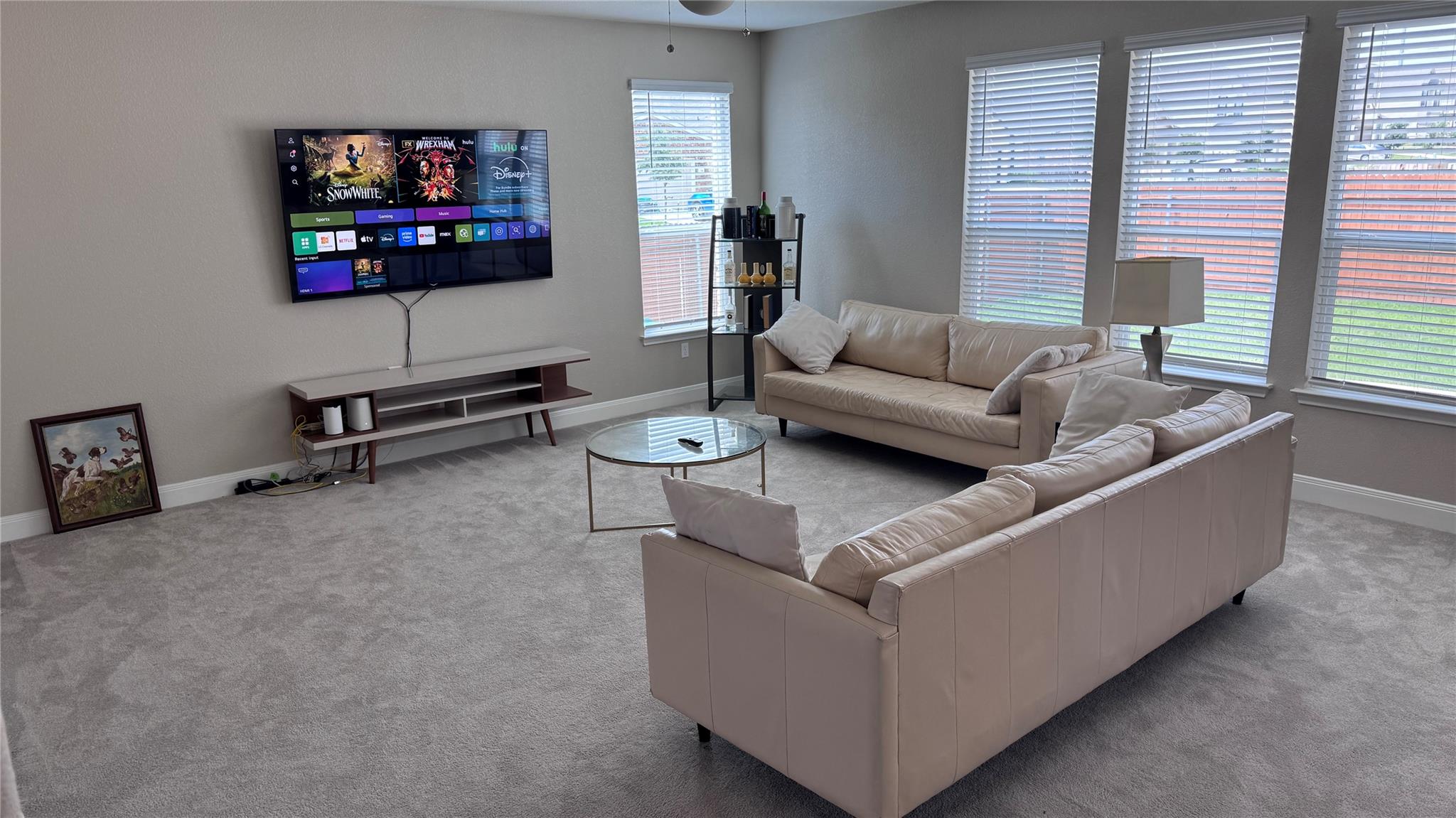 4600 Colmar DR