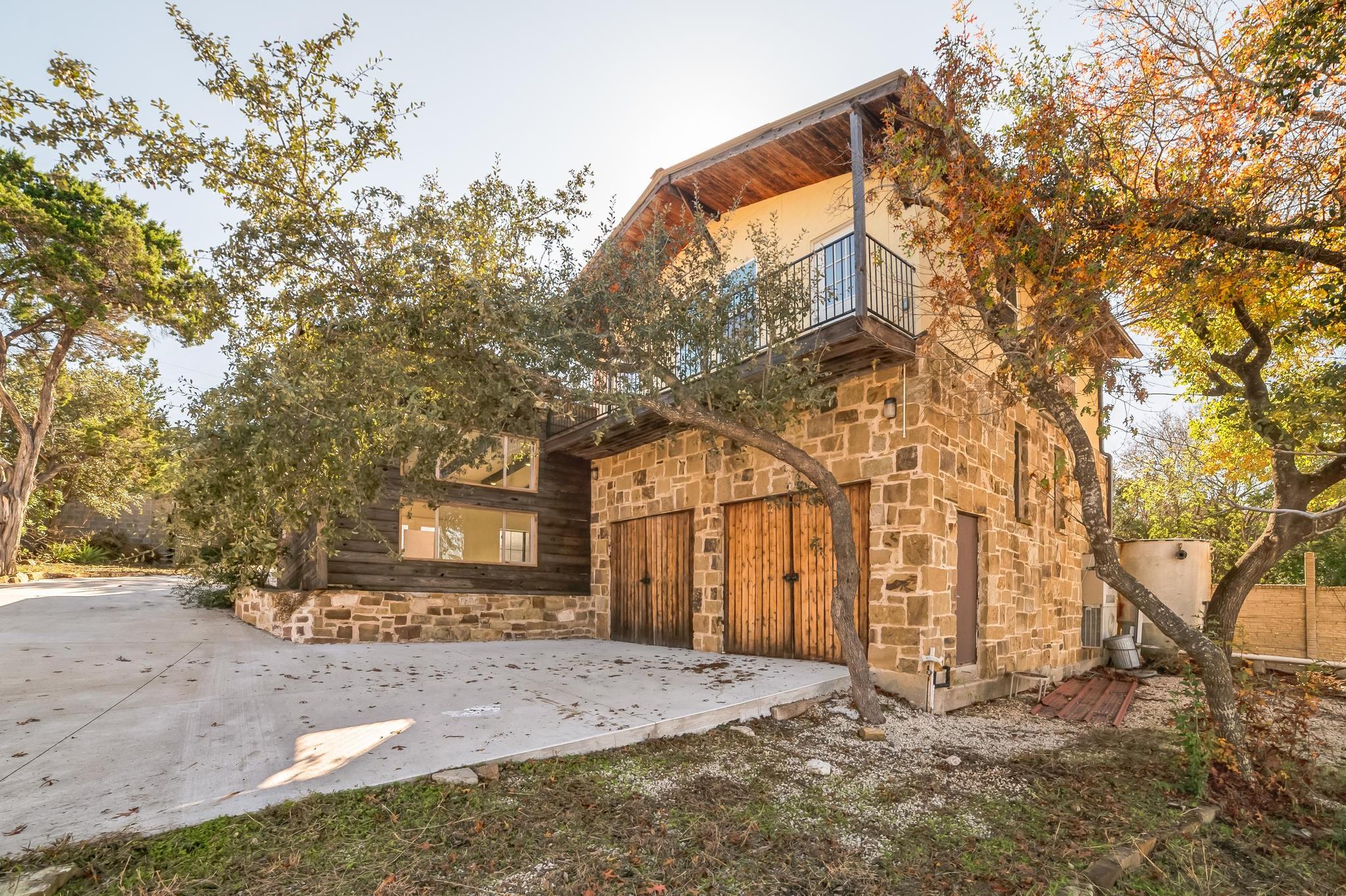 14953 Arrowhead DR