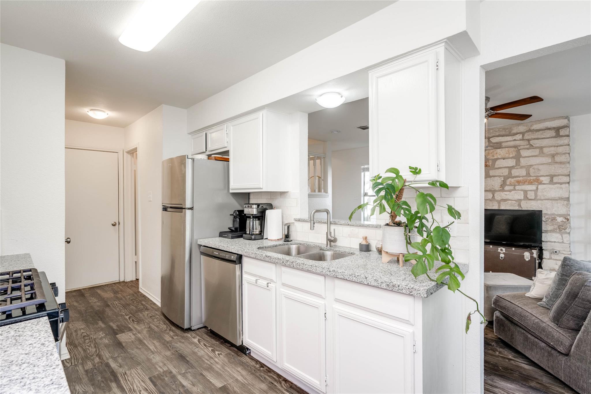 3503 Larchmont CV # A