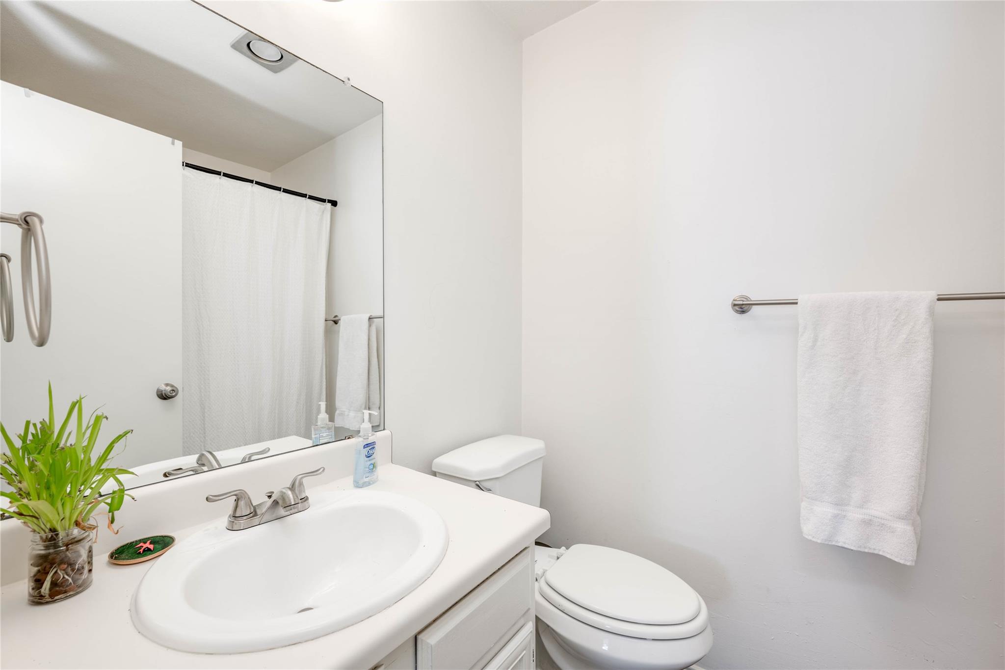 3503 Larchmont CV # A