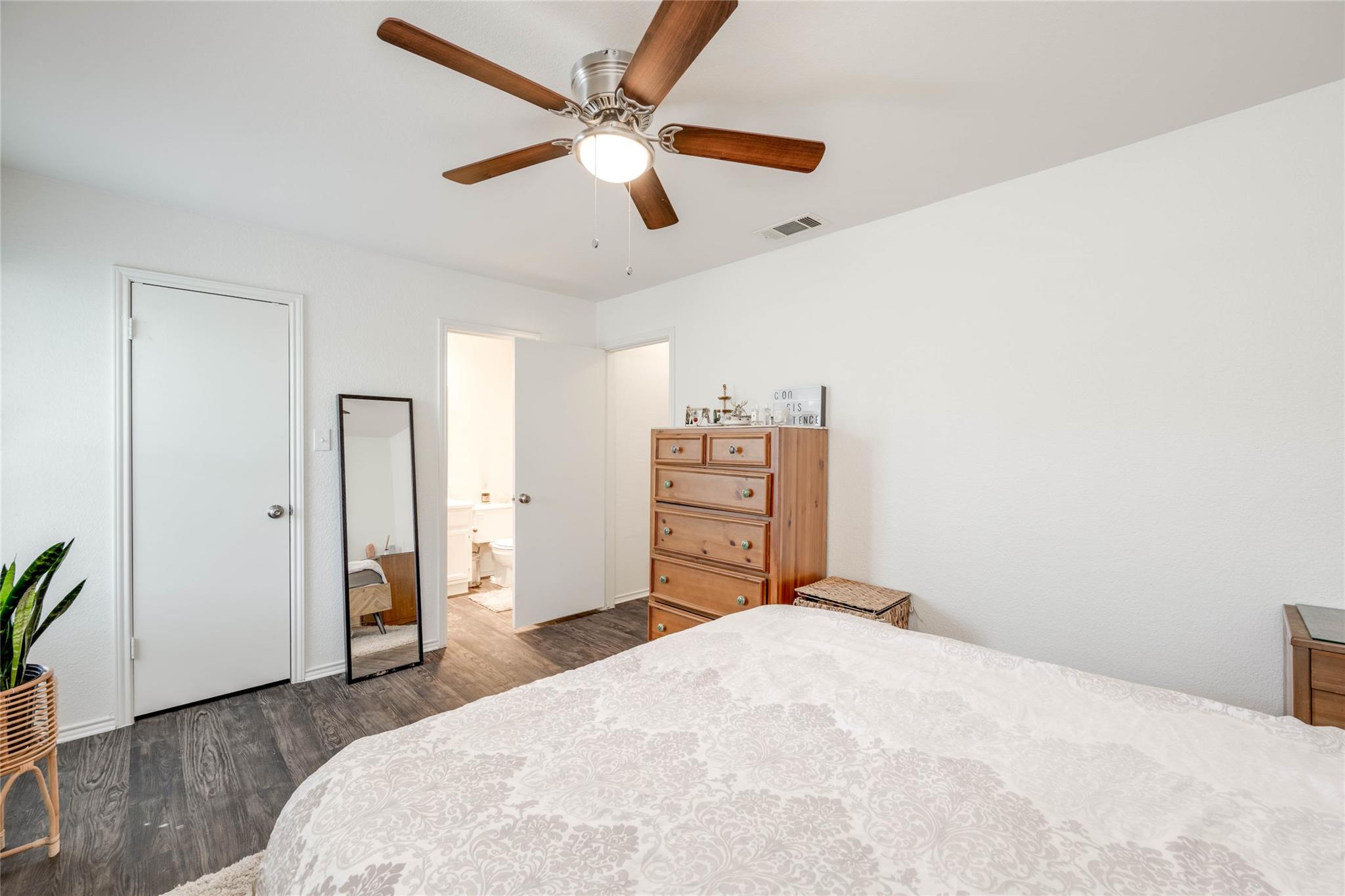 3503 Larchmont CV # A