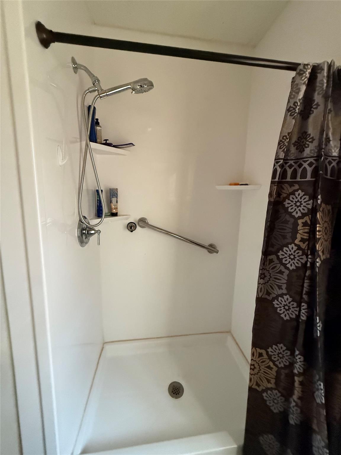 6604 Ashland DR