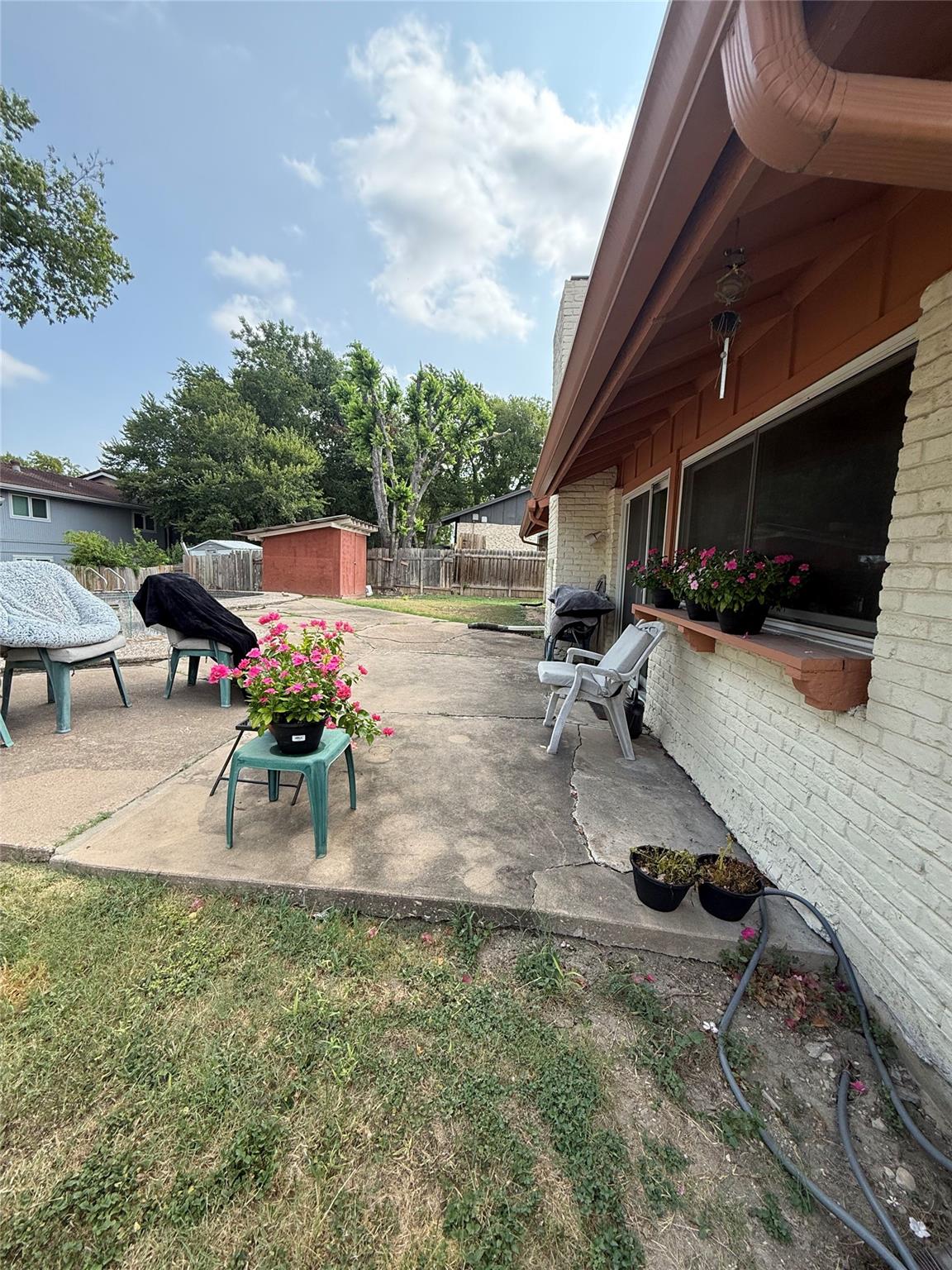 6604 Ashland DR
