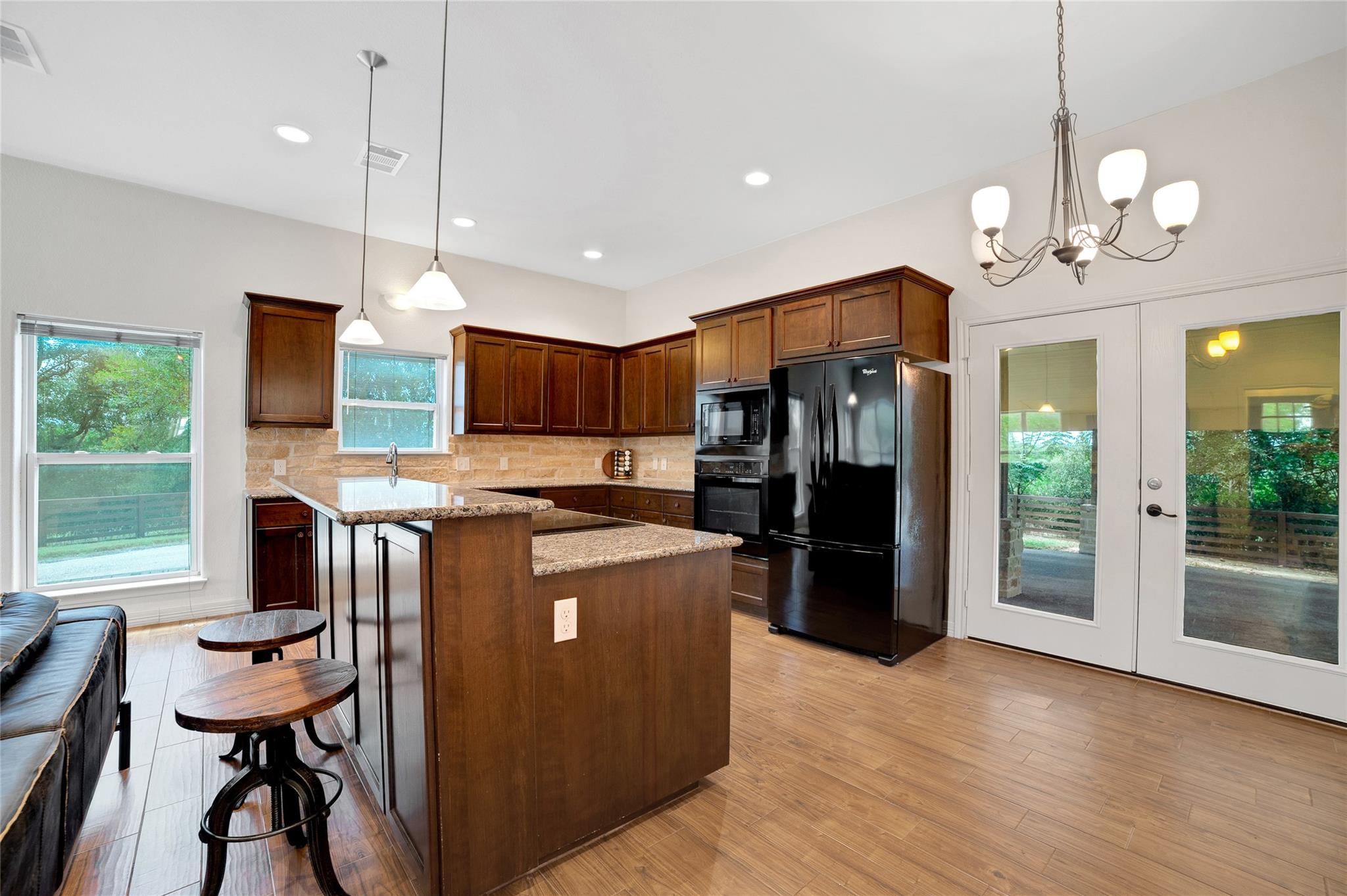 520 Double Eagle Ranch DR