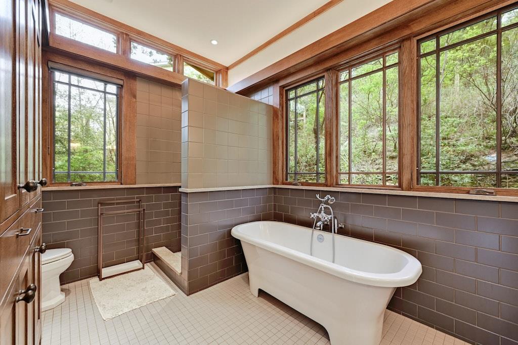 307 Laurel Valley RD