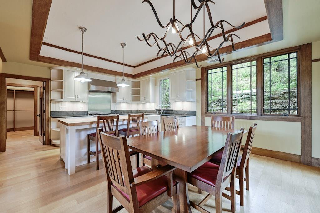 307 Laurel Valley RD
