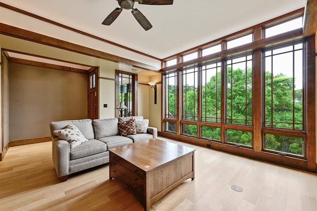 307 Laurel Valley RD
