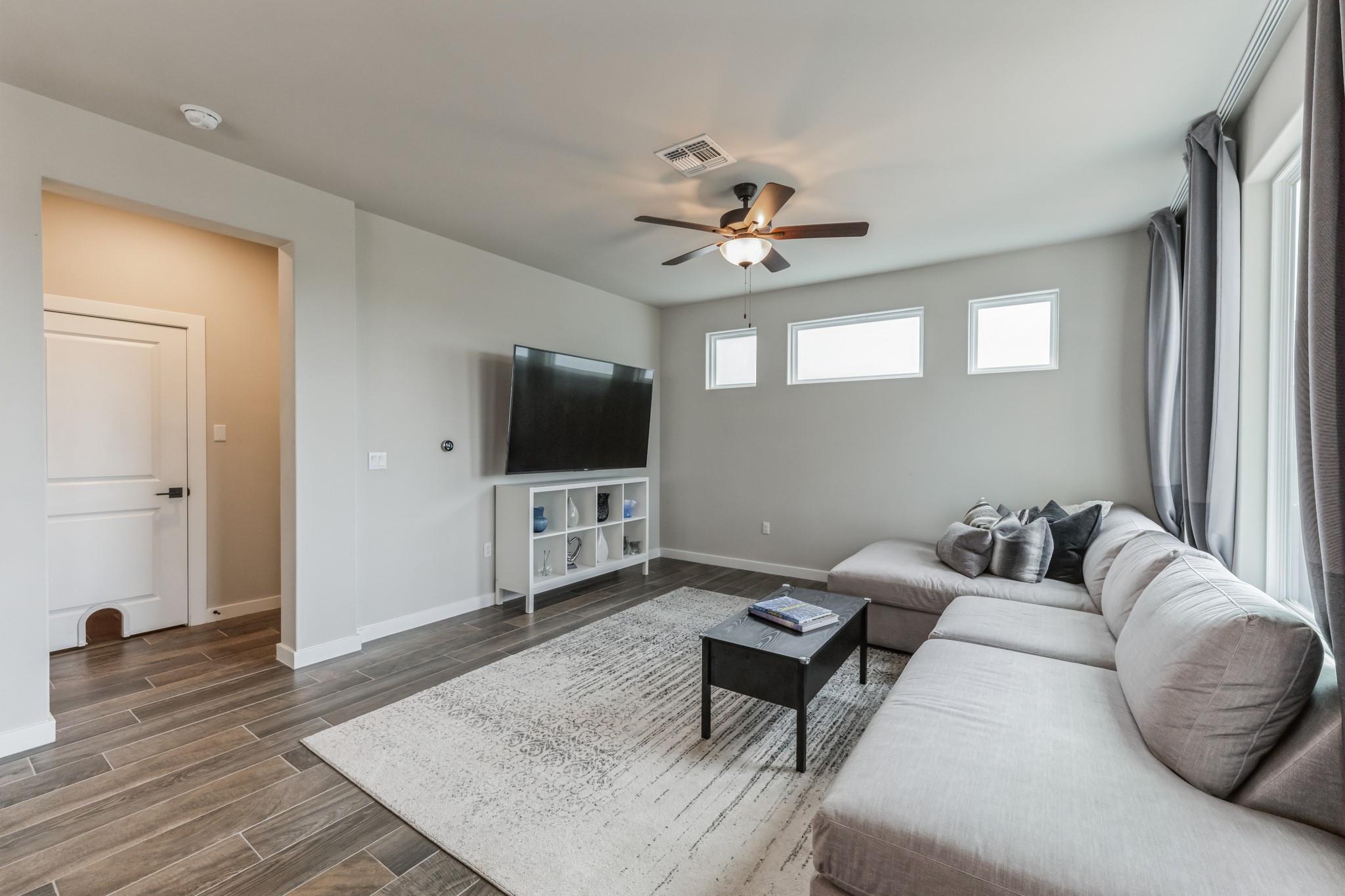 9800 Evening Canopy DR