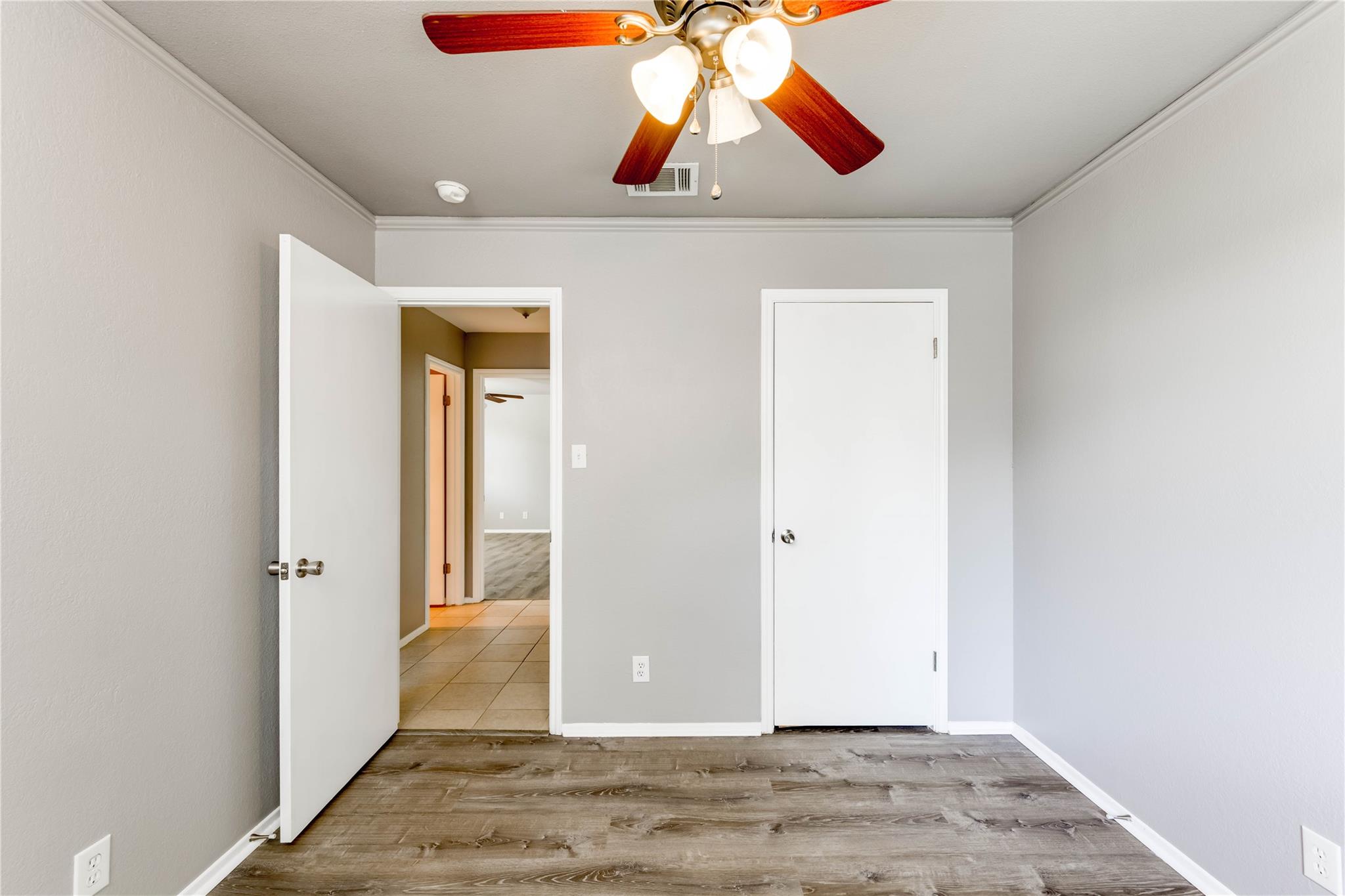 816 Russet Valley DR