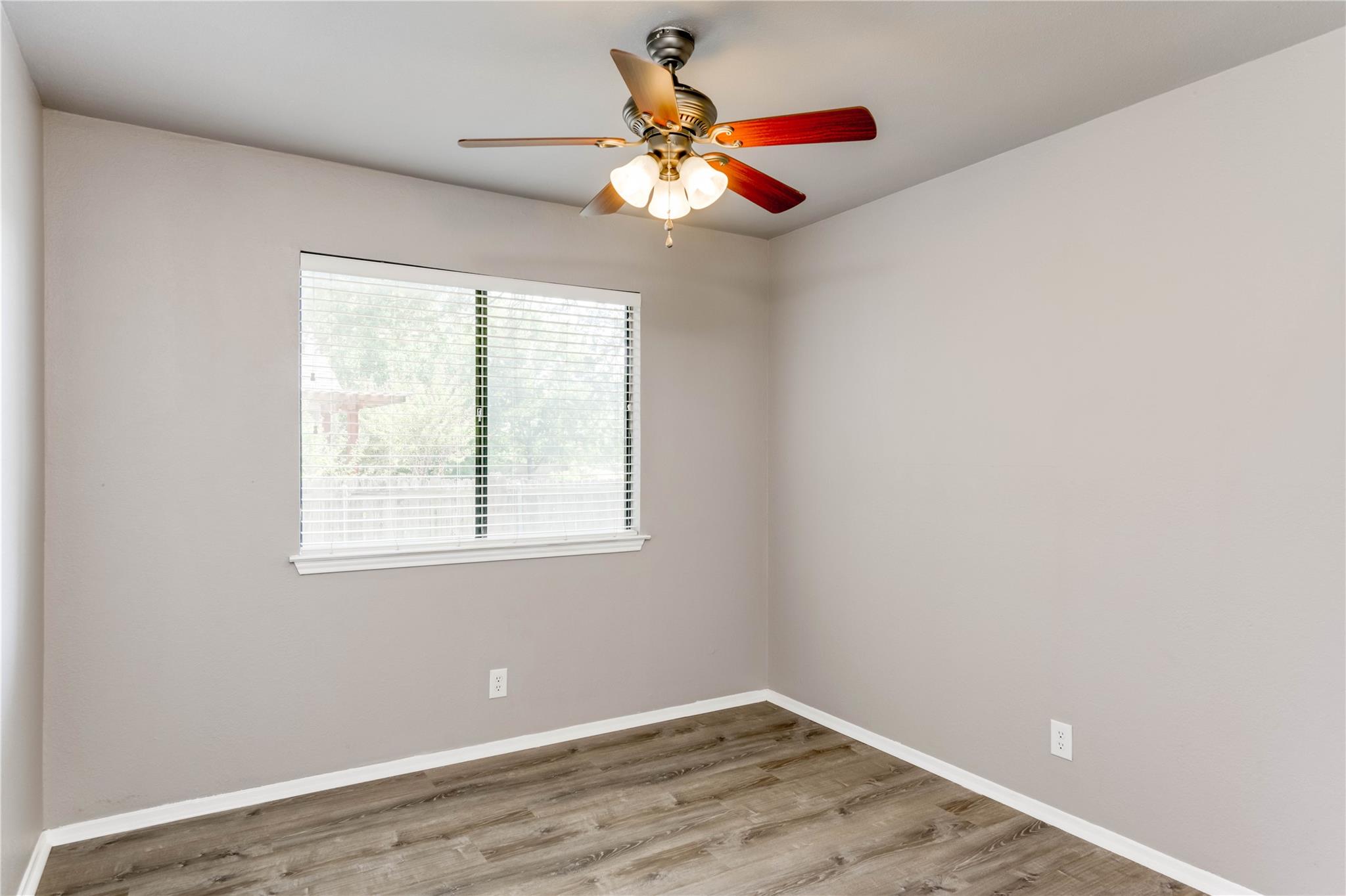 816 Russet Valley DR