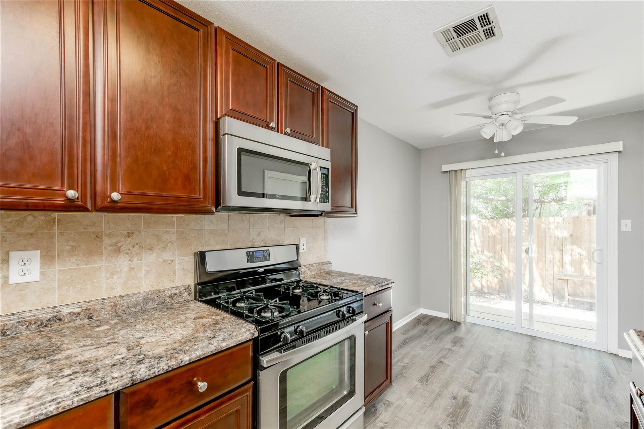 816 Russet Valley DR