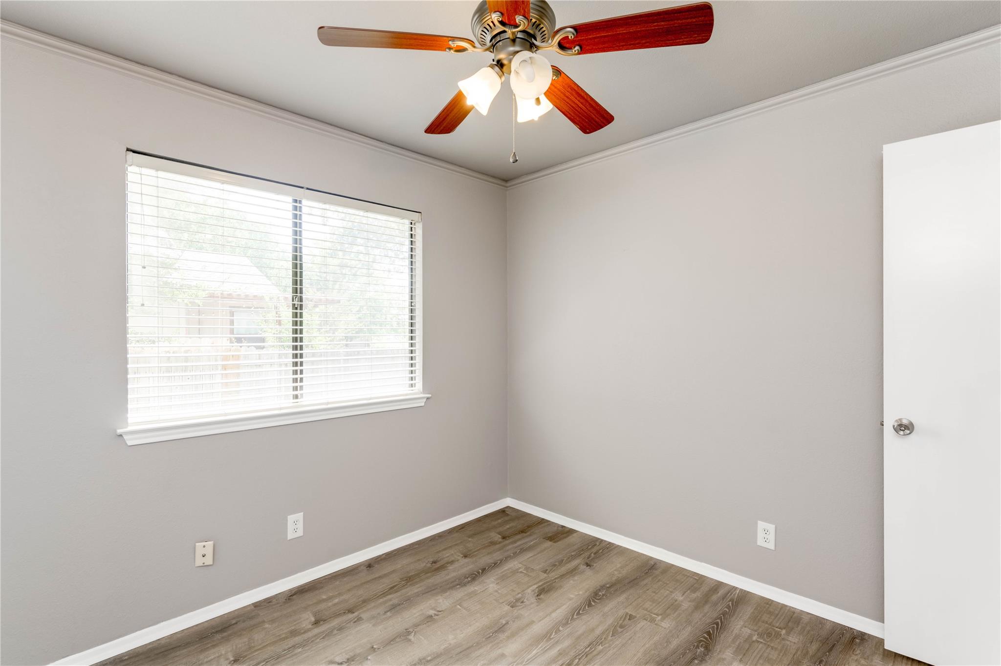 816 Russet Valley DR