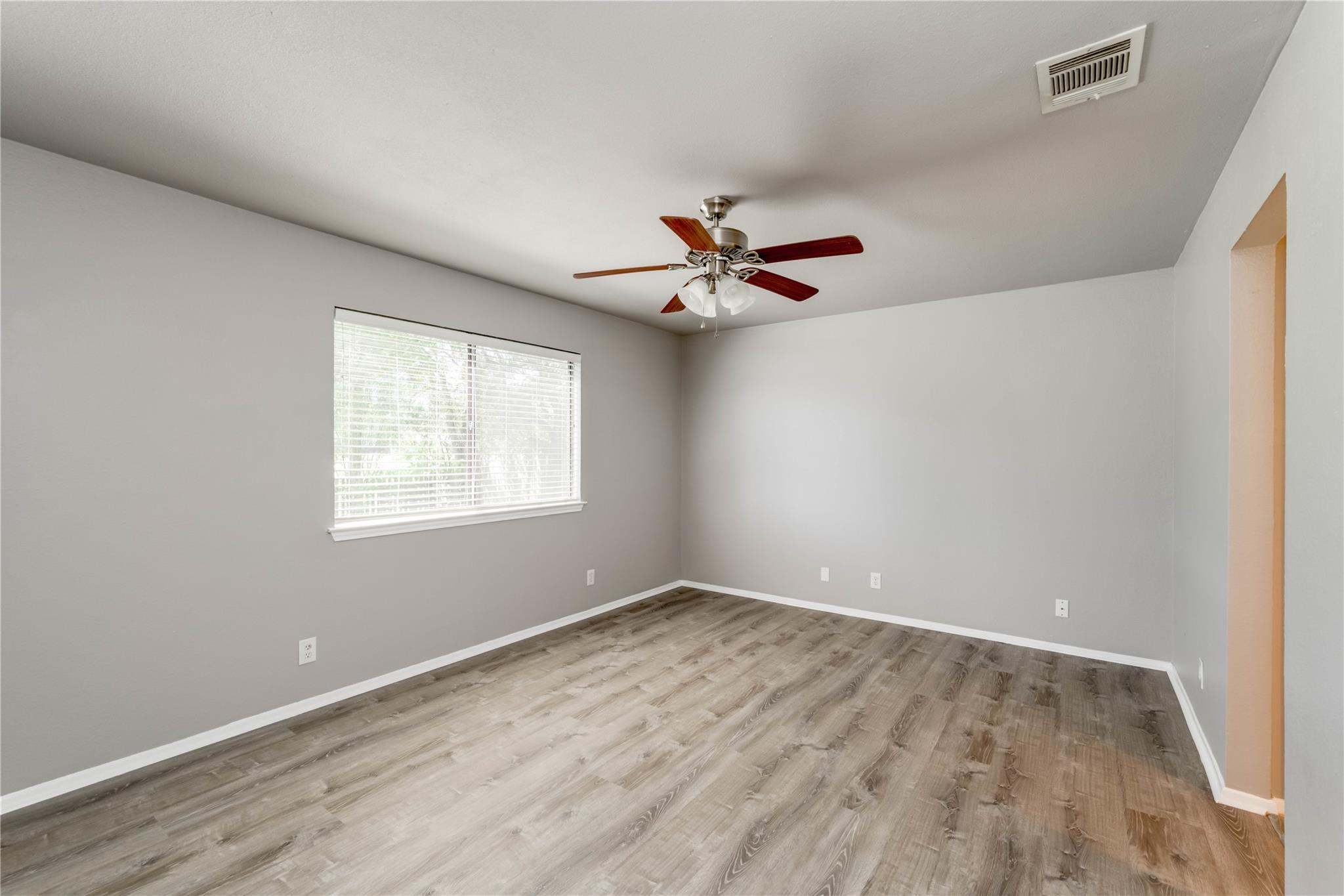 816 Russet Valley DR