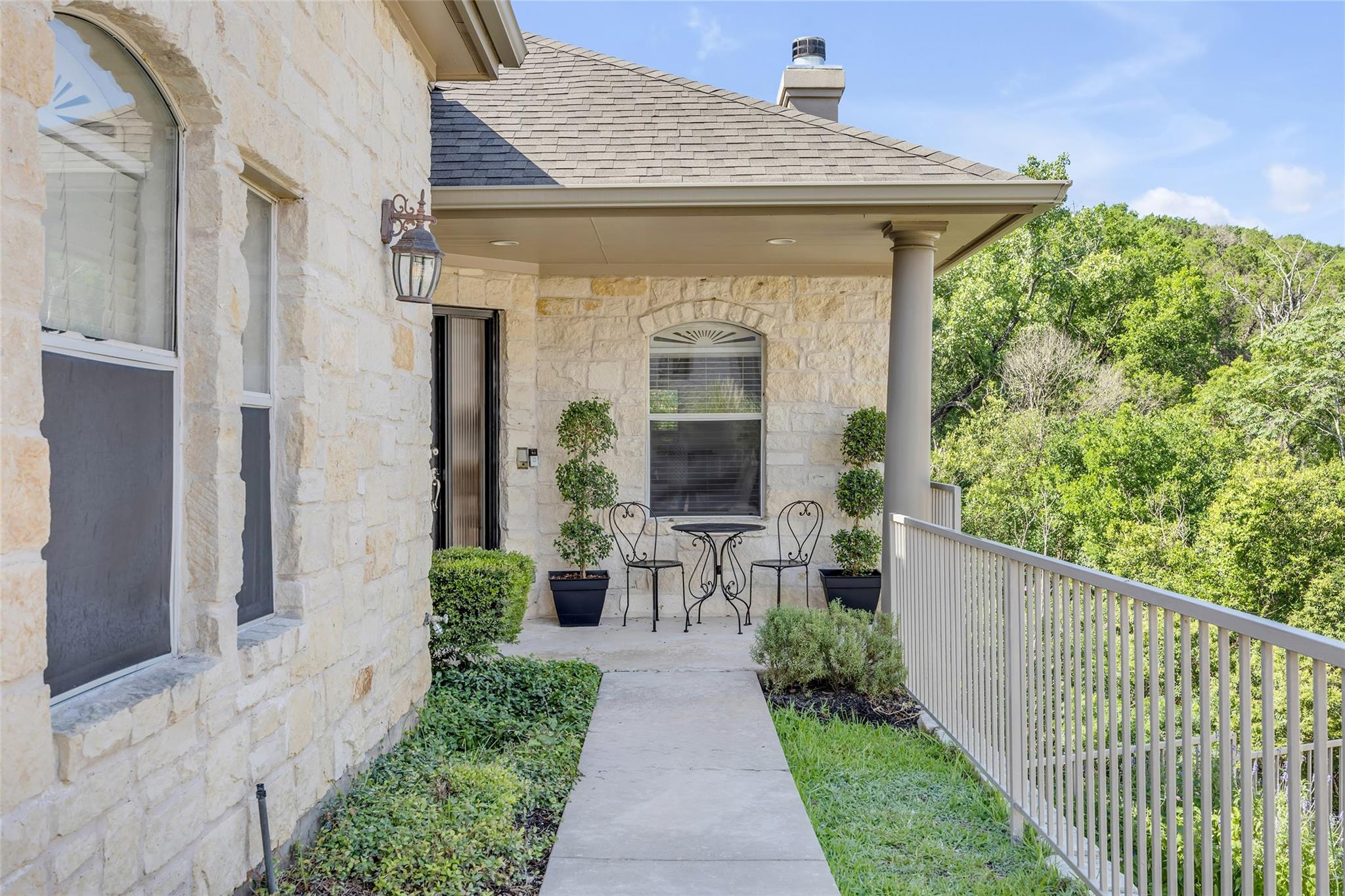 5511 Oakwood CV # B