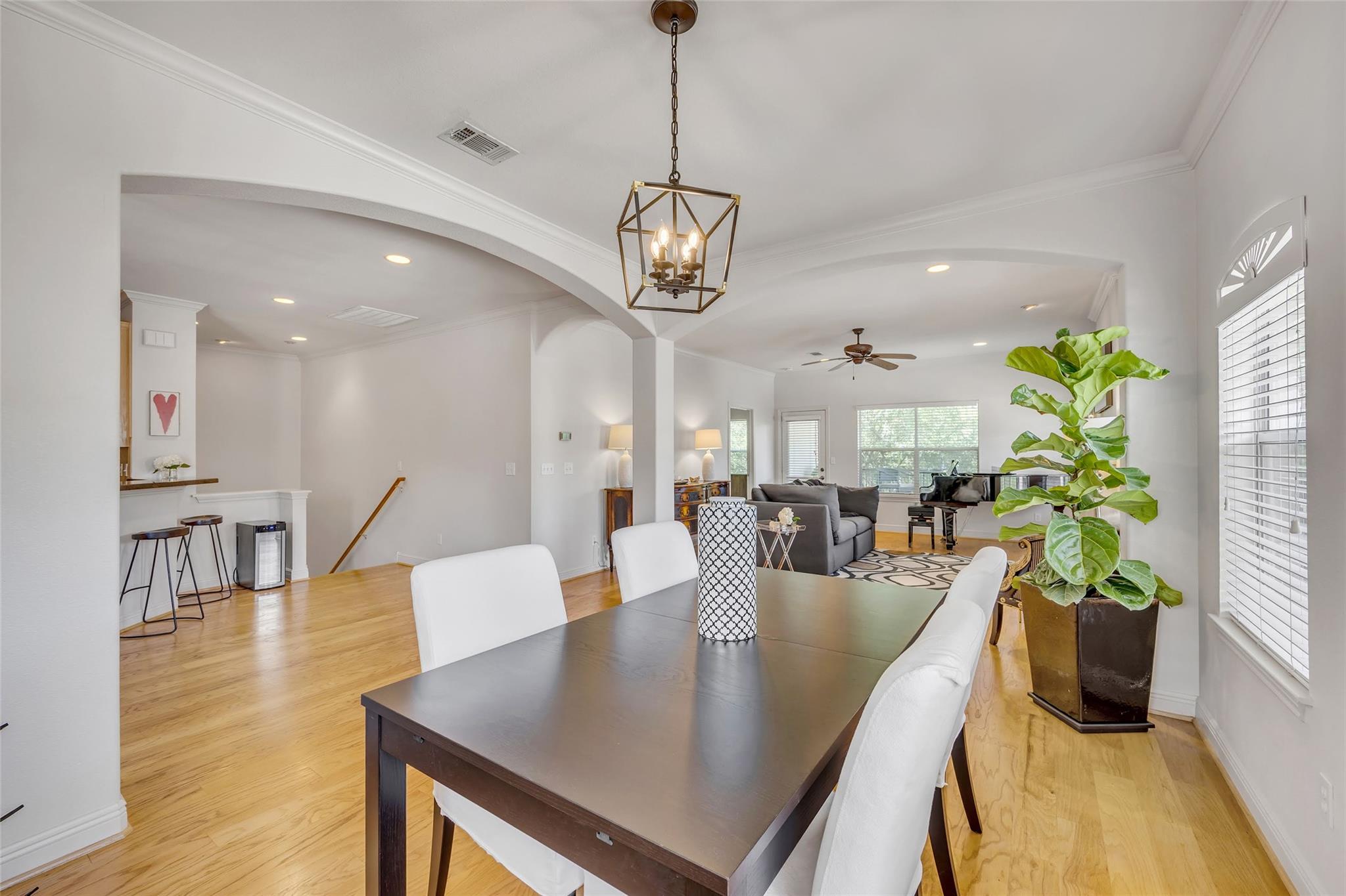 5511 Oakwood CV # B