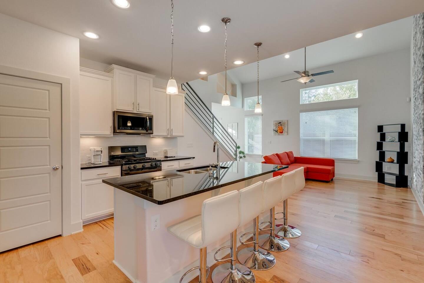 7100 Kane ST