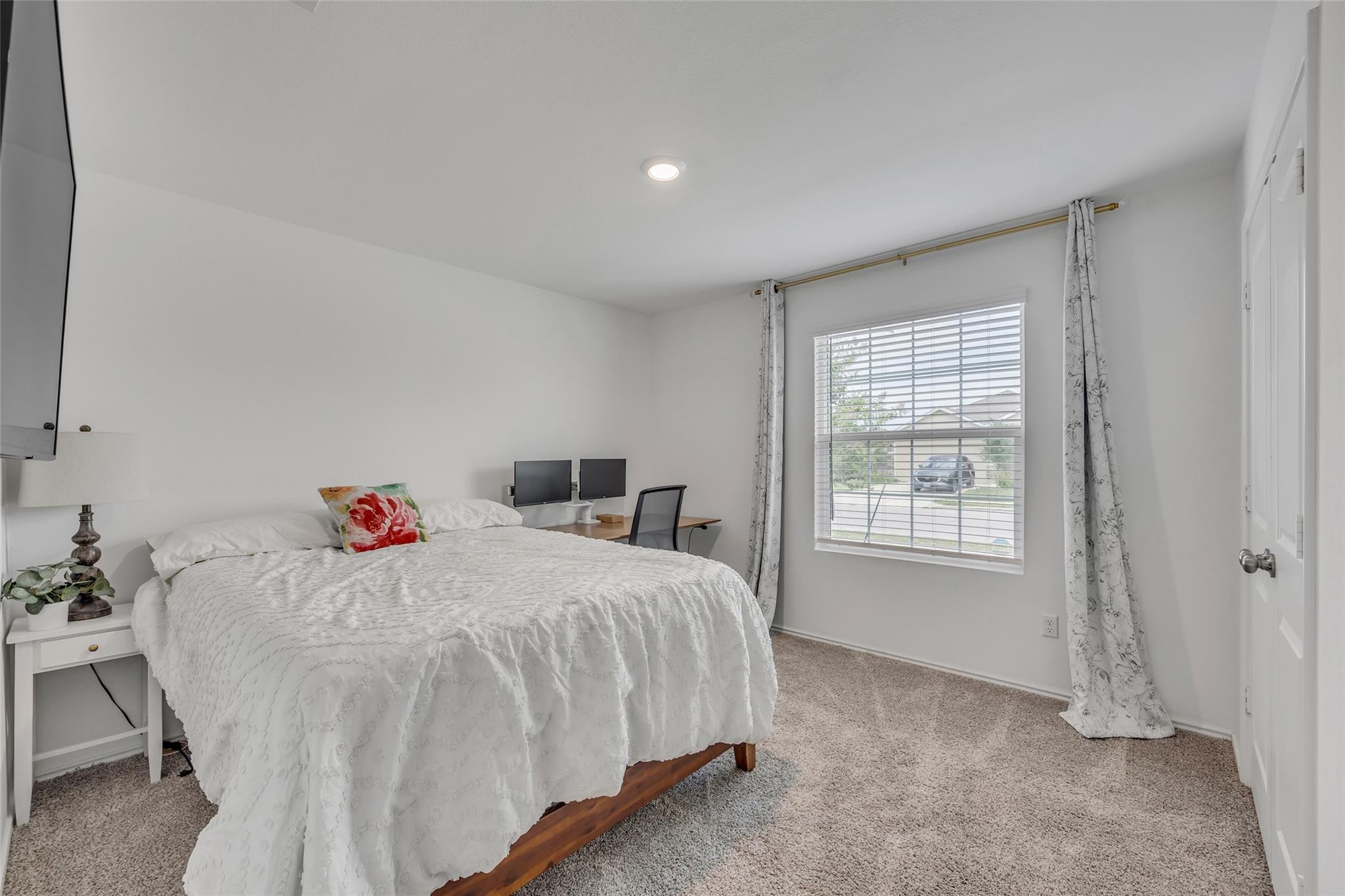 104 Claiborne Wright WAY