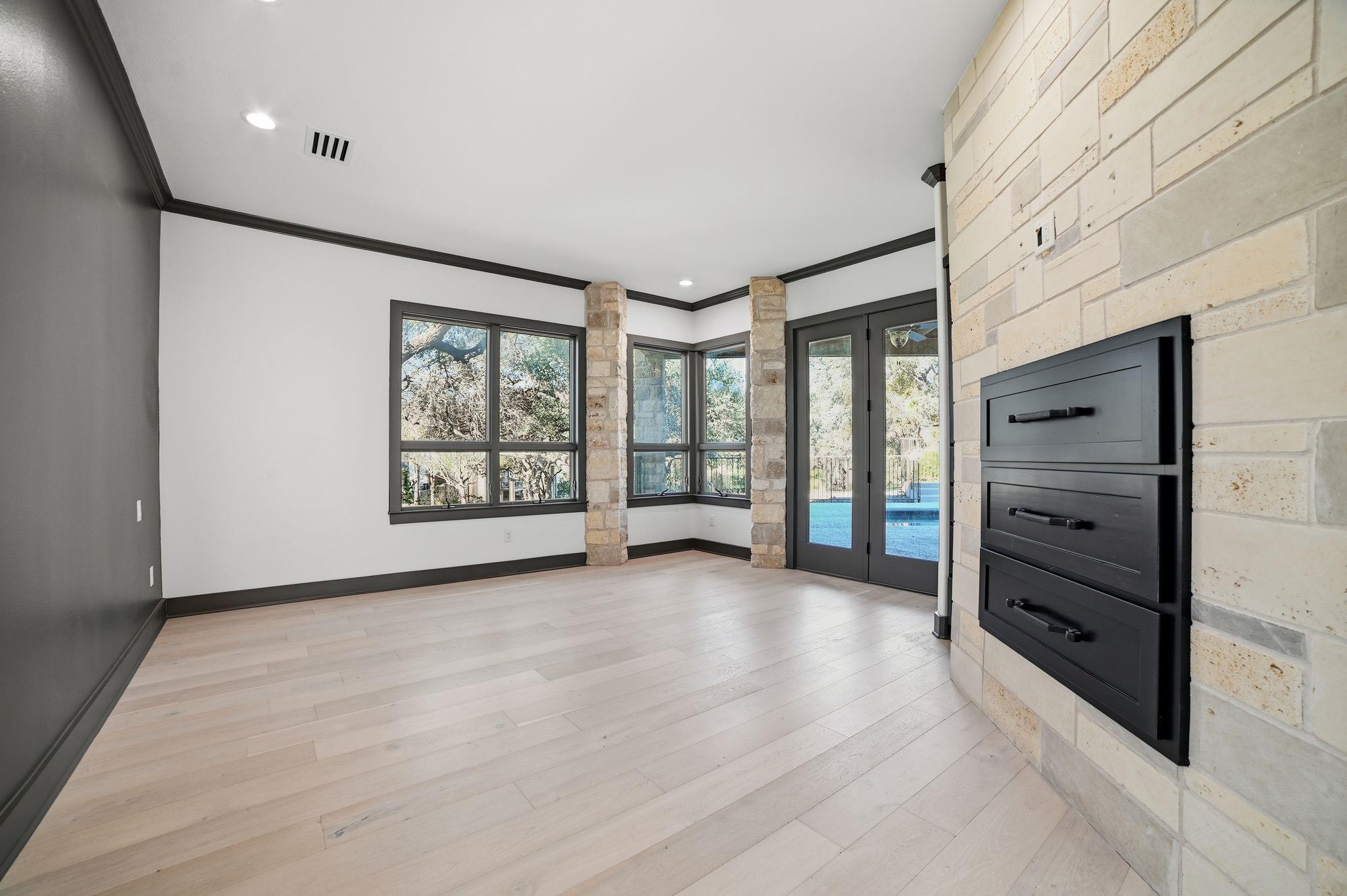 2700 Marina Shores DR