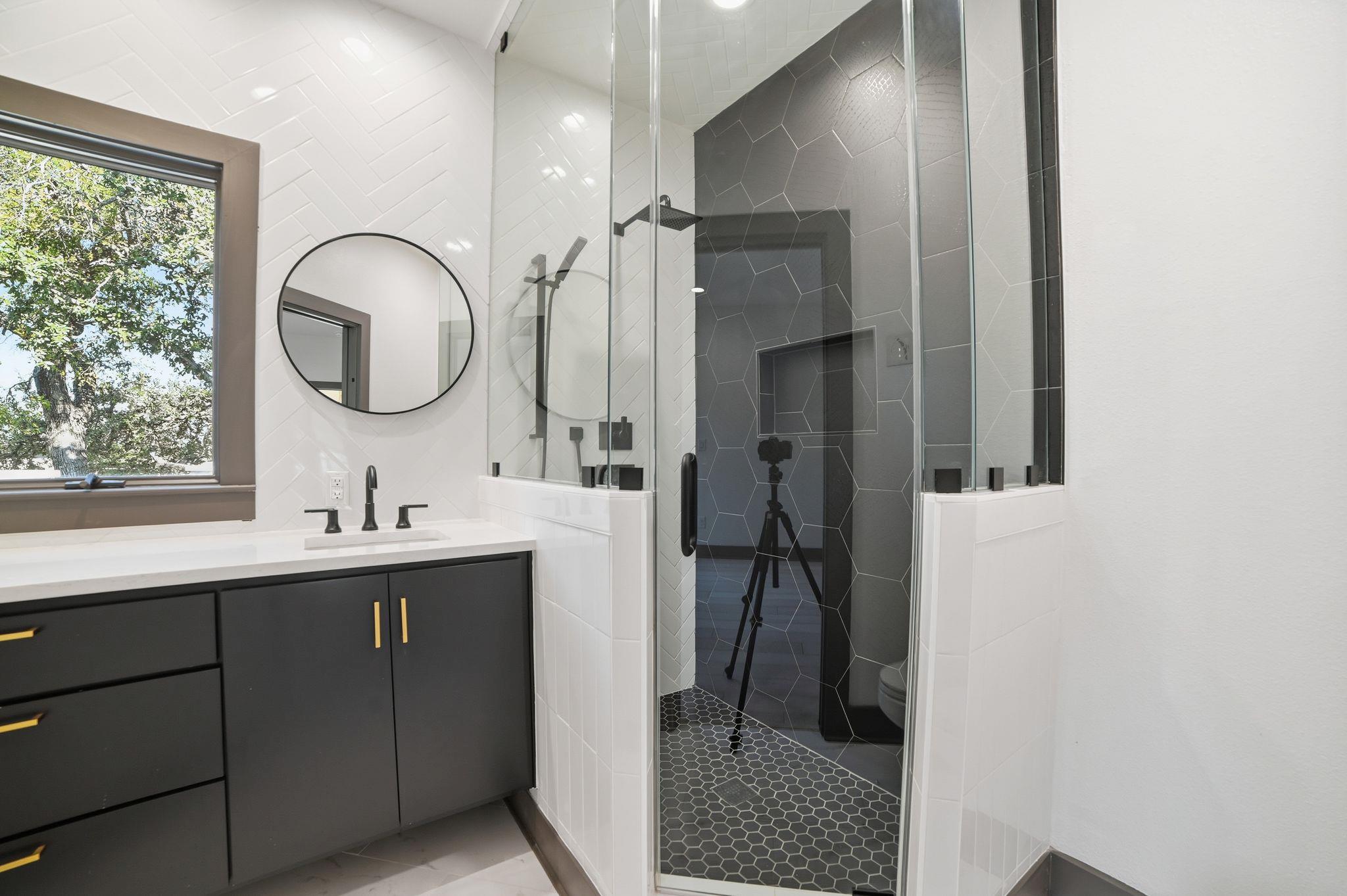 2700 Marina Shores DR