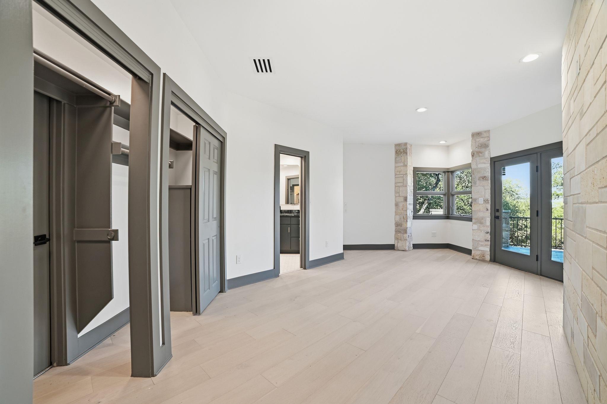 2700 Marina Shores DR