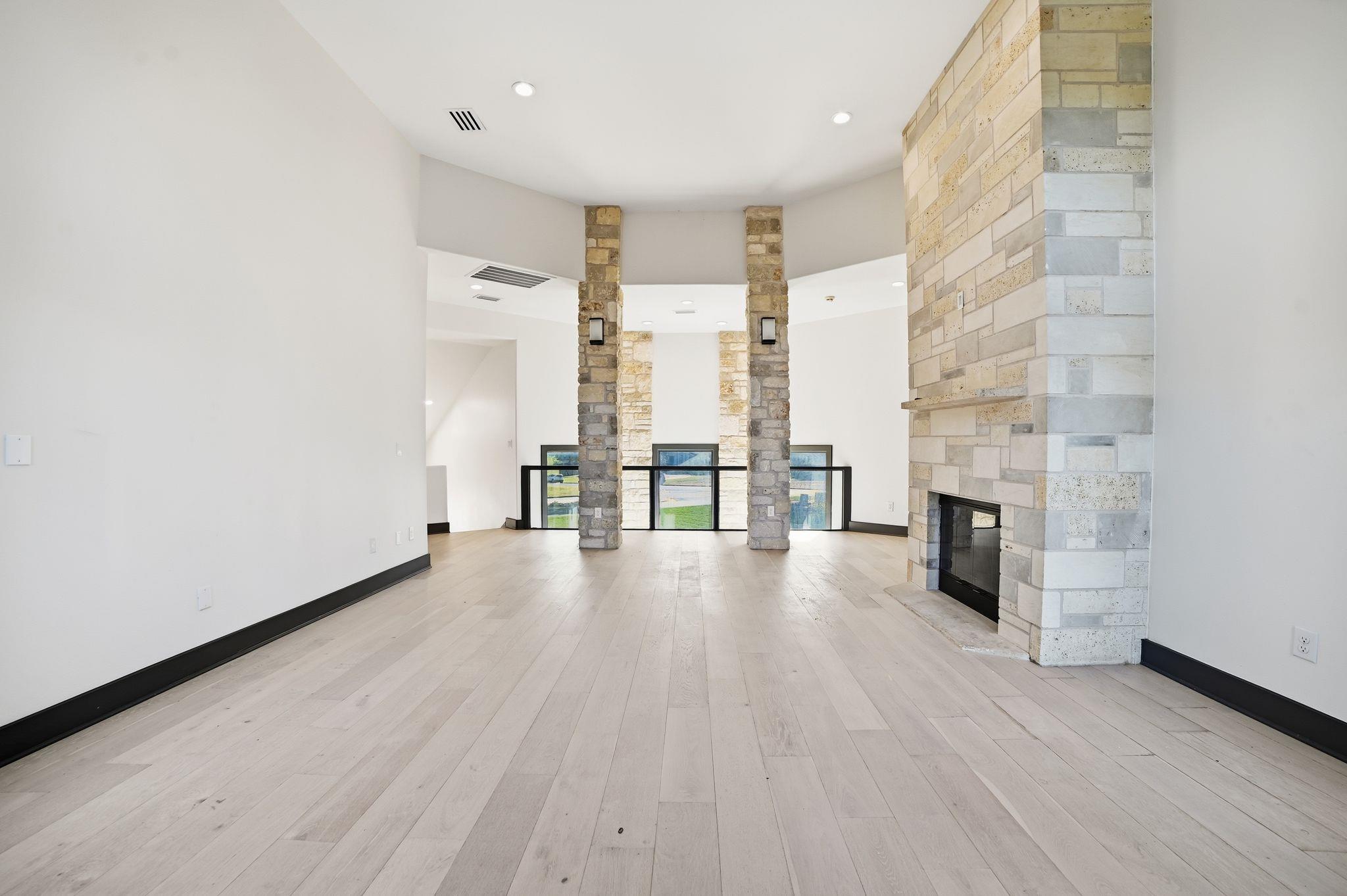 2700 Marina Shores DR