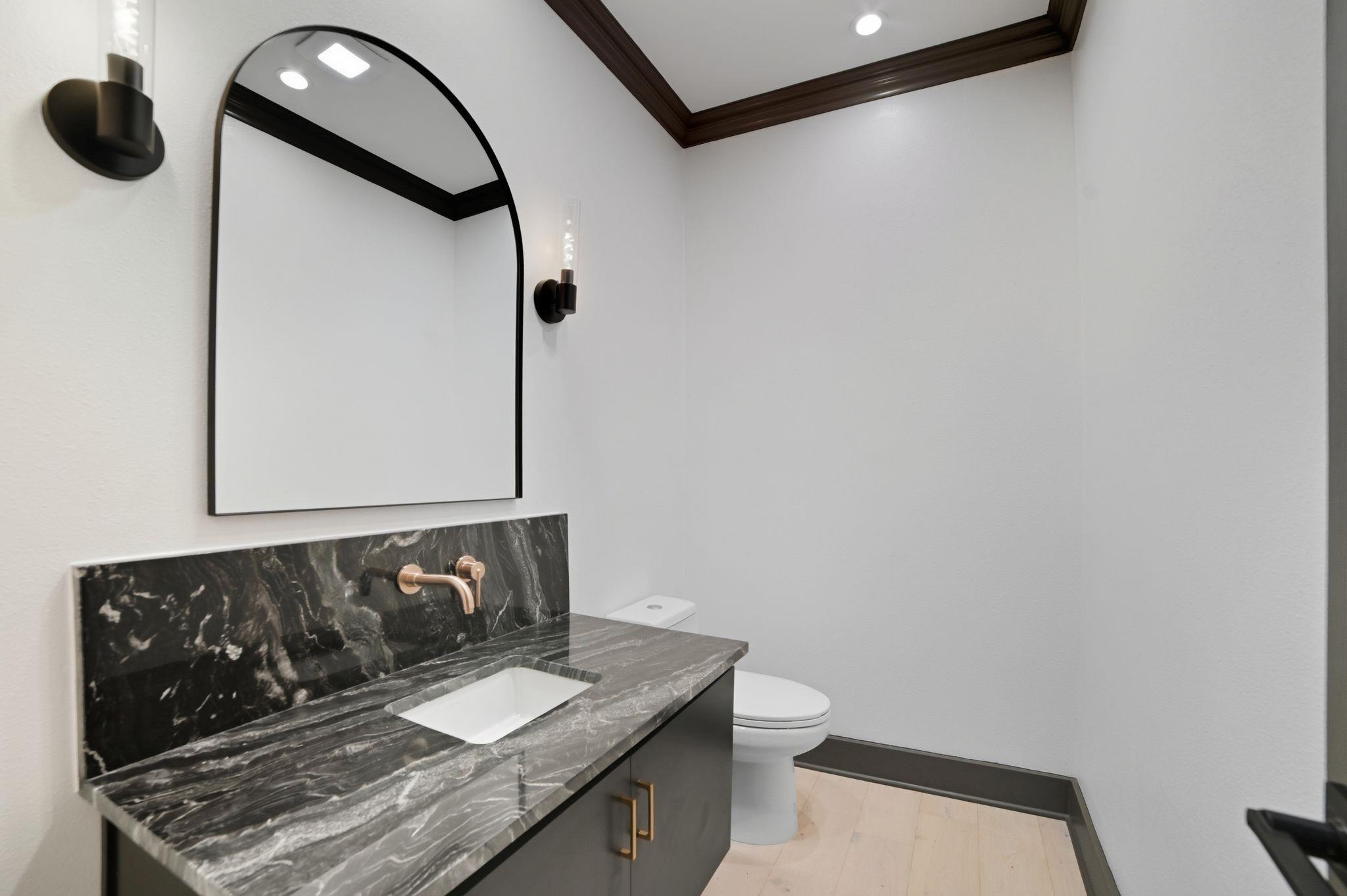 2700 Marina Shores DR