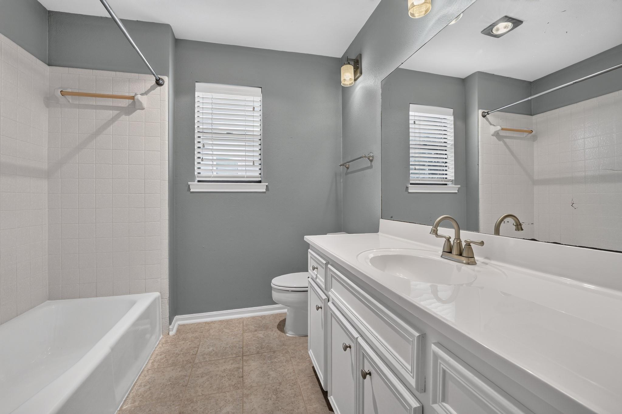 3845 Ranch Road 2222 # 32