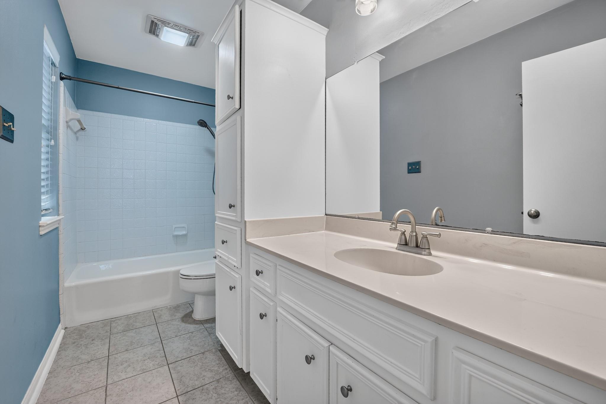3845 Ranch Road 2222 # 32