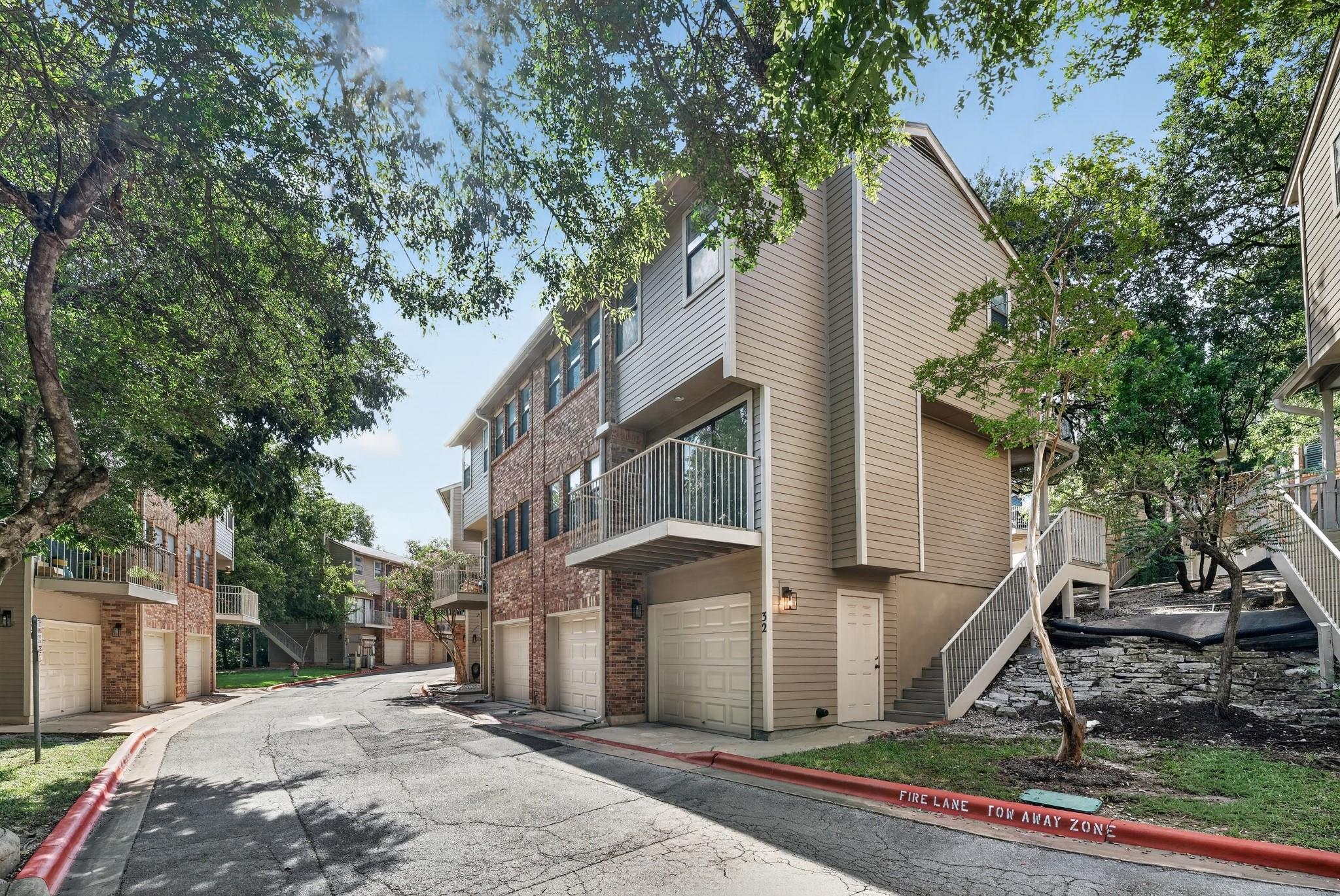 3845 Ranch Road 2222 # 32