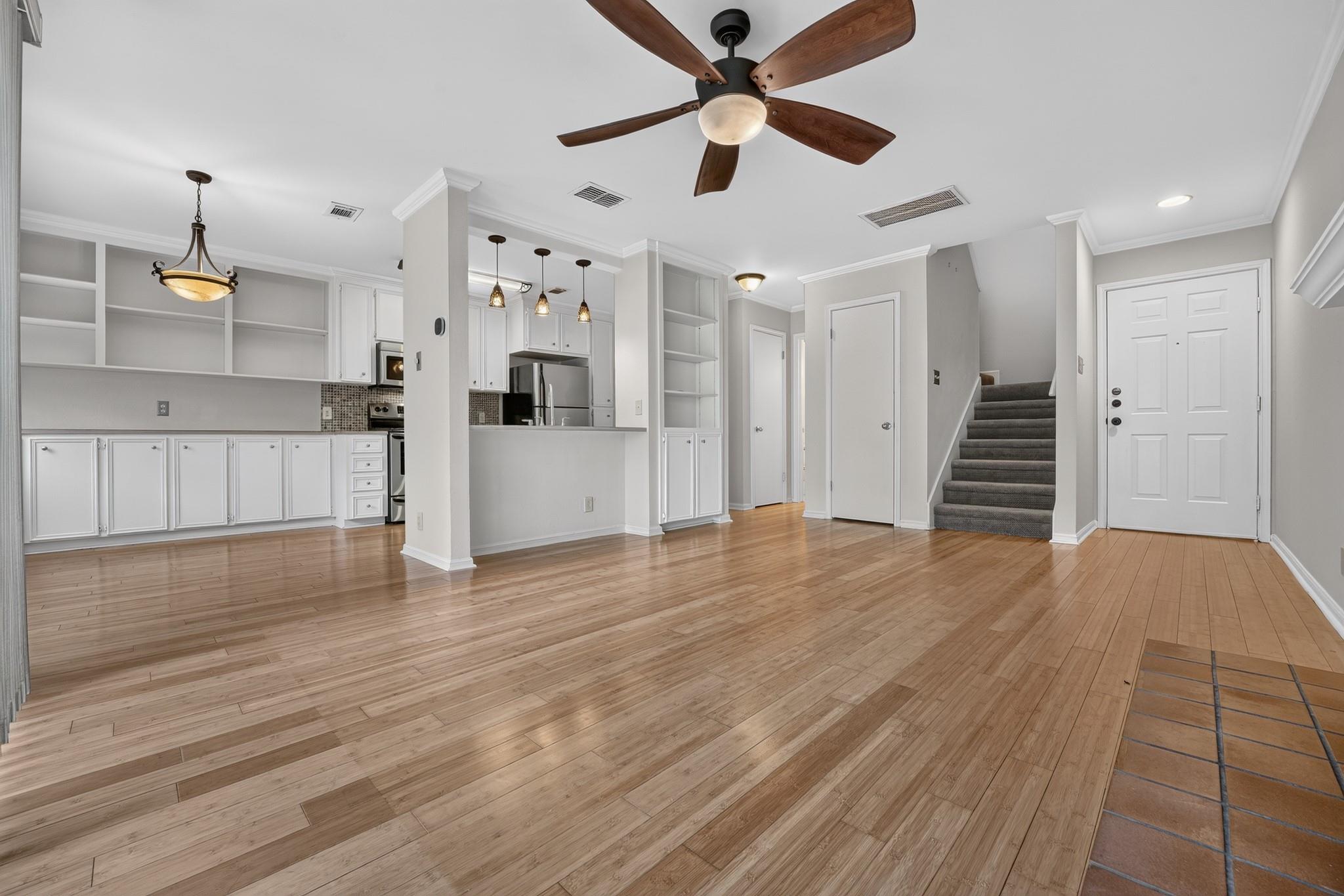 3845 Ranch Road 2222 # 32