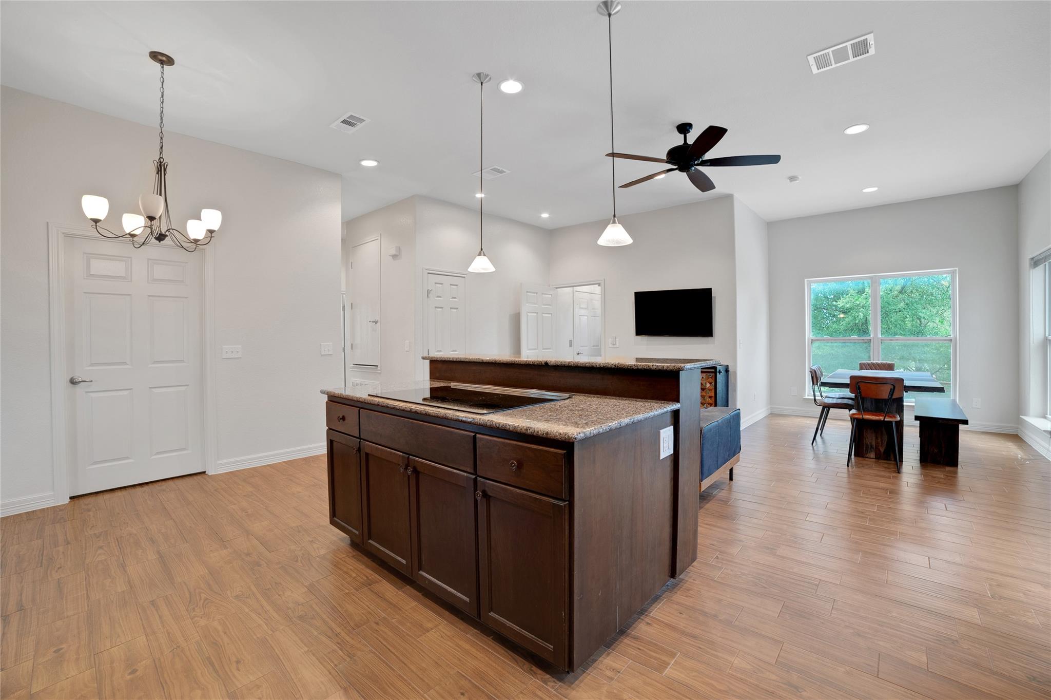 520 Double Eagle Ranch DR