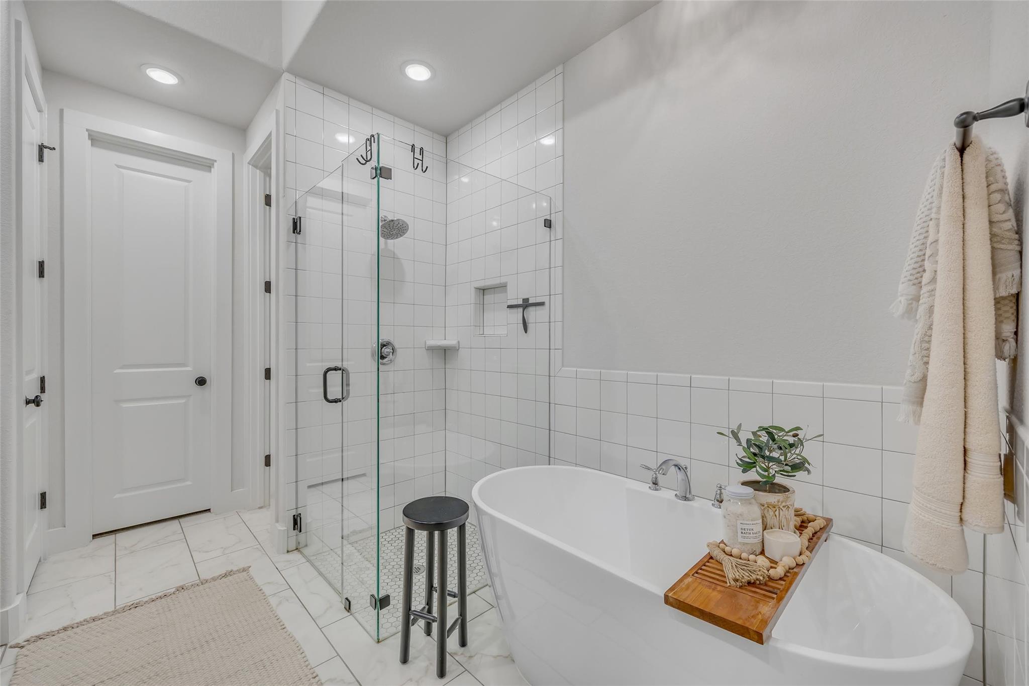 1901 Sir Nathaniel LN