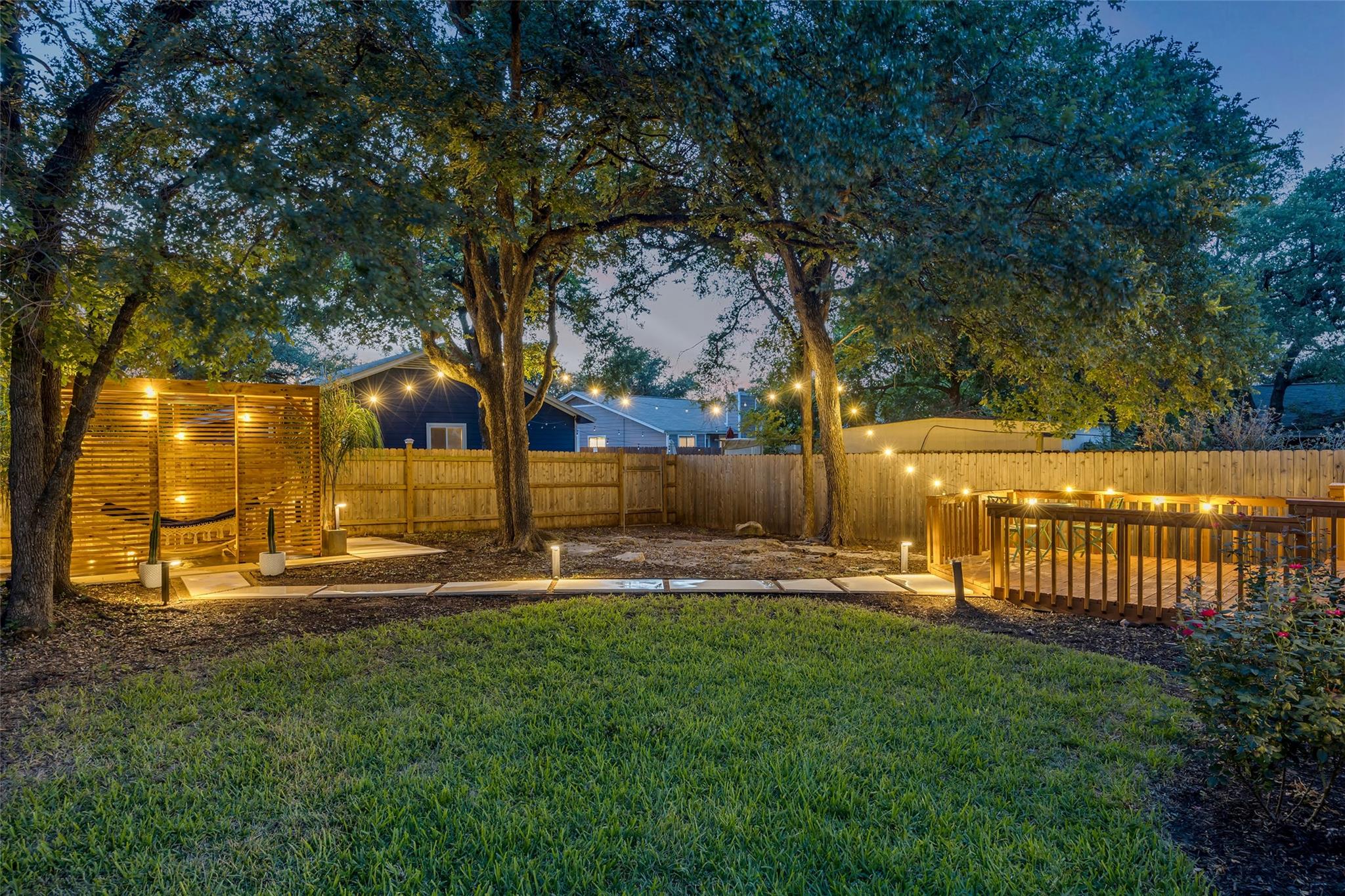 12710 Heinemann DR