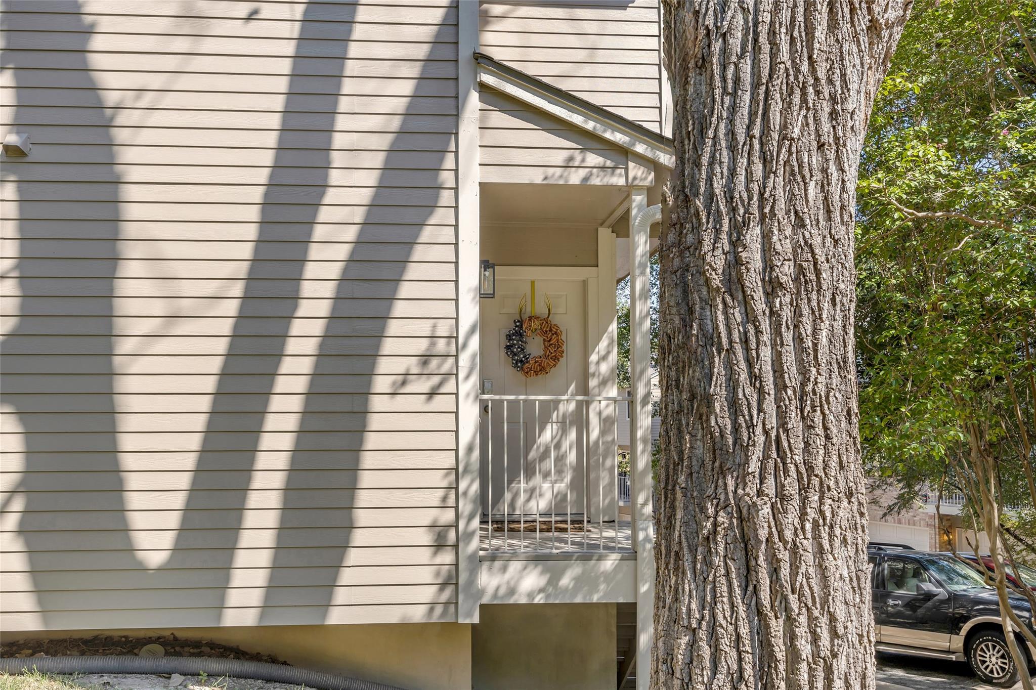 3845 Ranch Road 2222 # 20