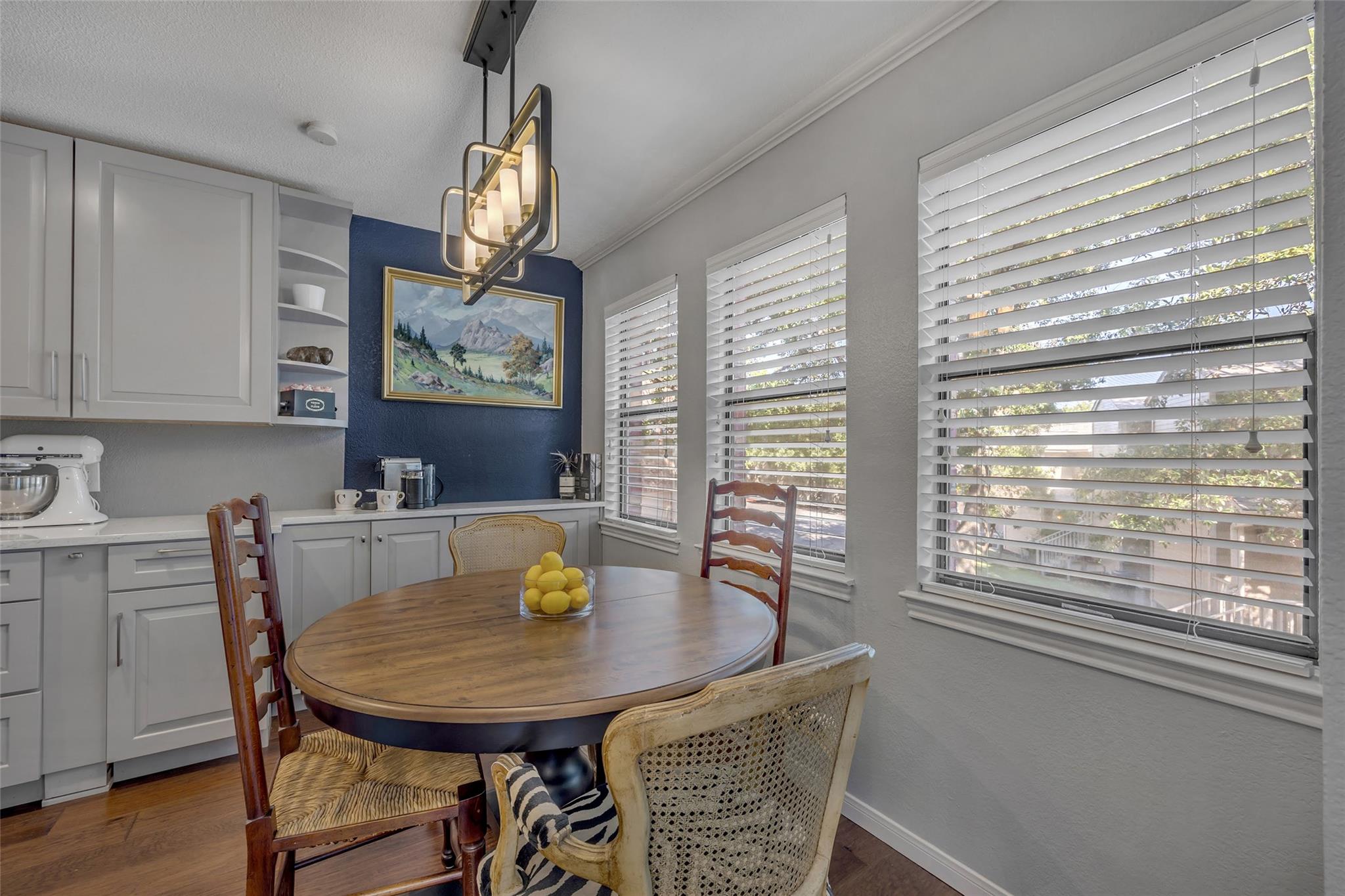 3845 Ranch Road 2222 # 20