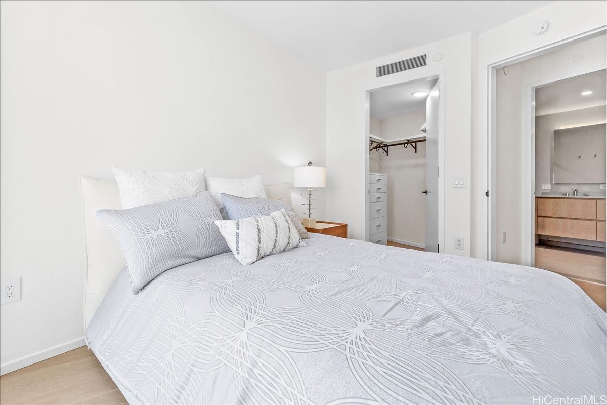 1000 Auahi Street 3107