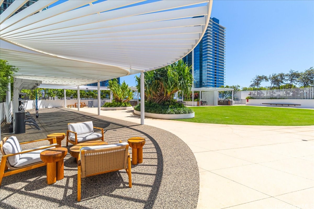 1000 Auahi Street 3107