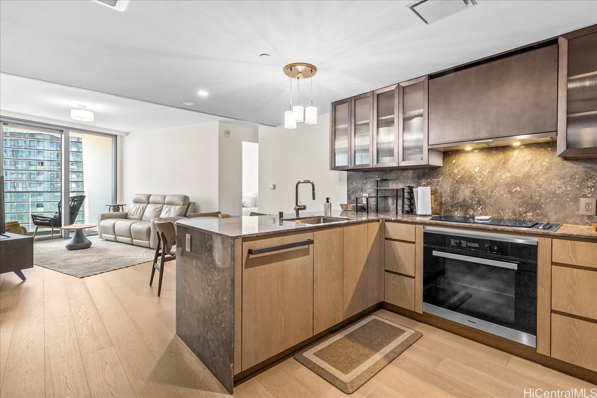 1000 Auahi Street 3107