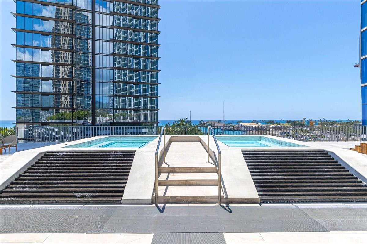 1000 Auahi Street 3107